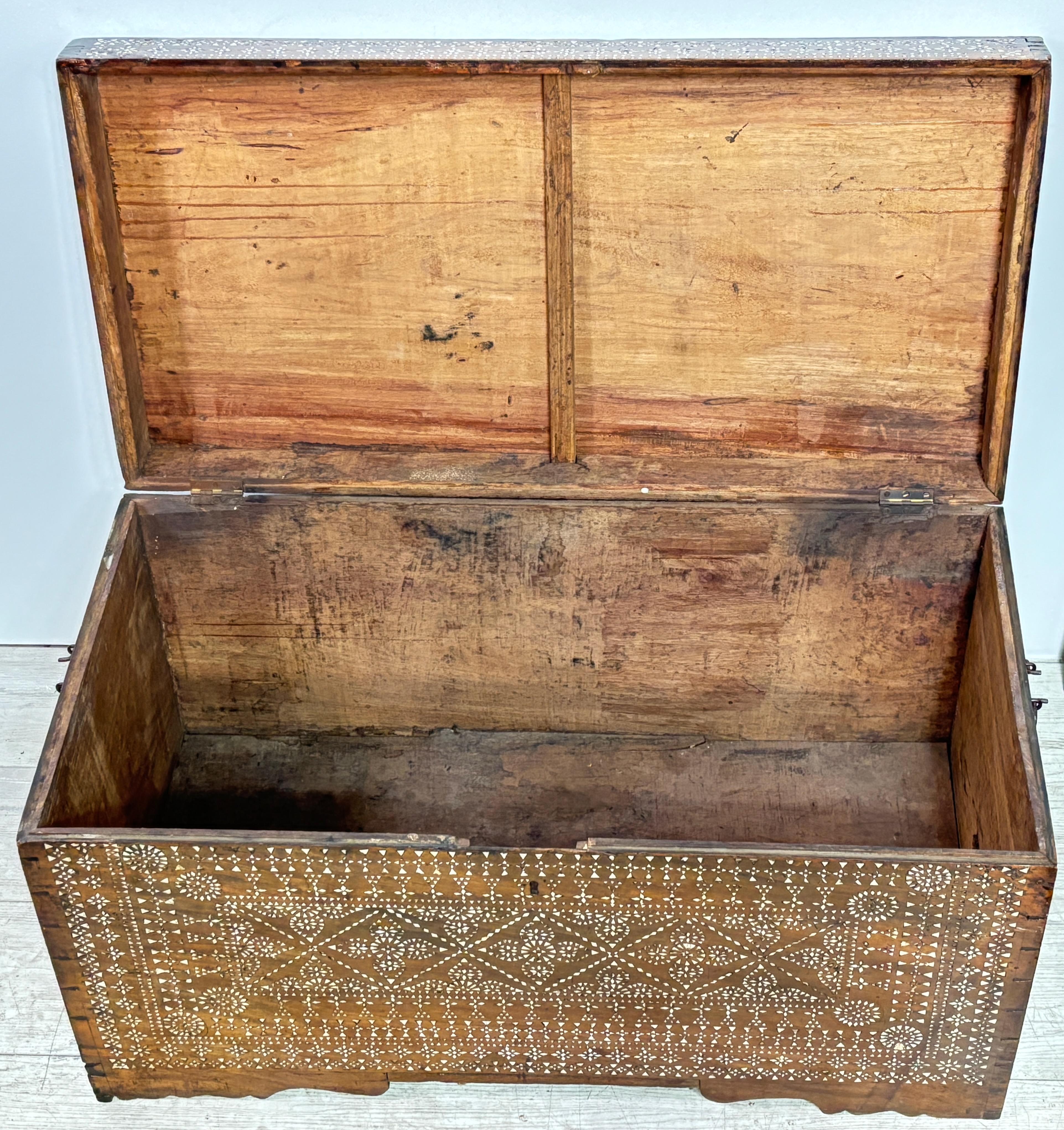 Antique Syrian Trunk with Inlay, 19th Century 3