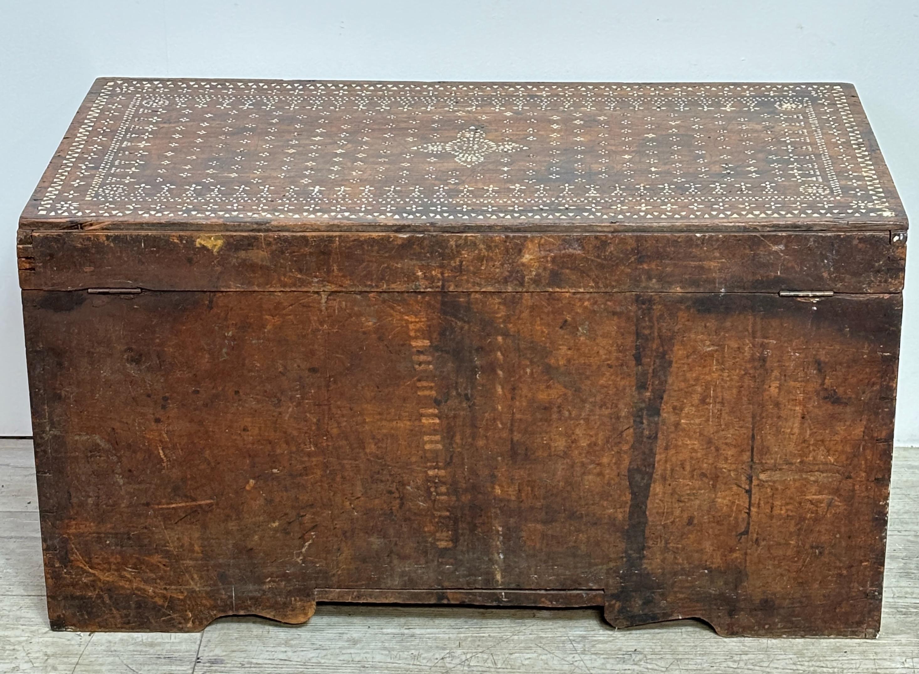 Antique Syrian Trunk with Inlay, 19th Century 4