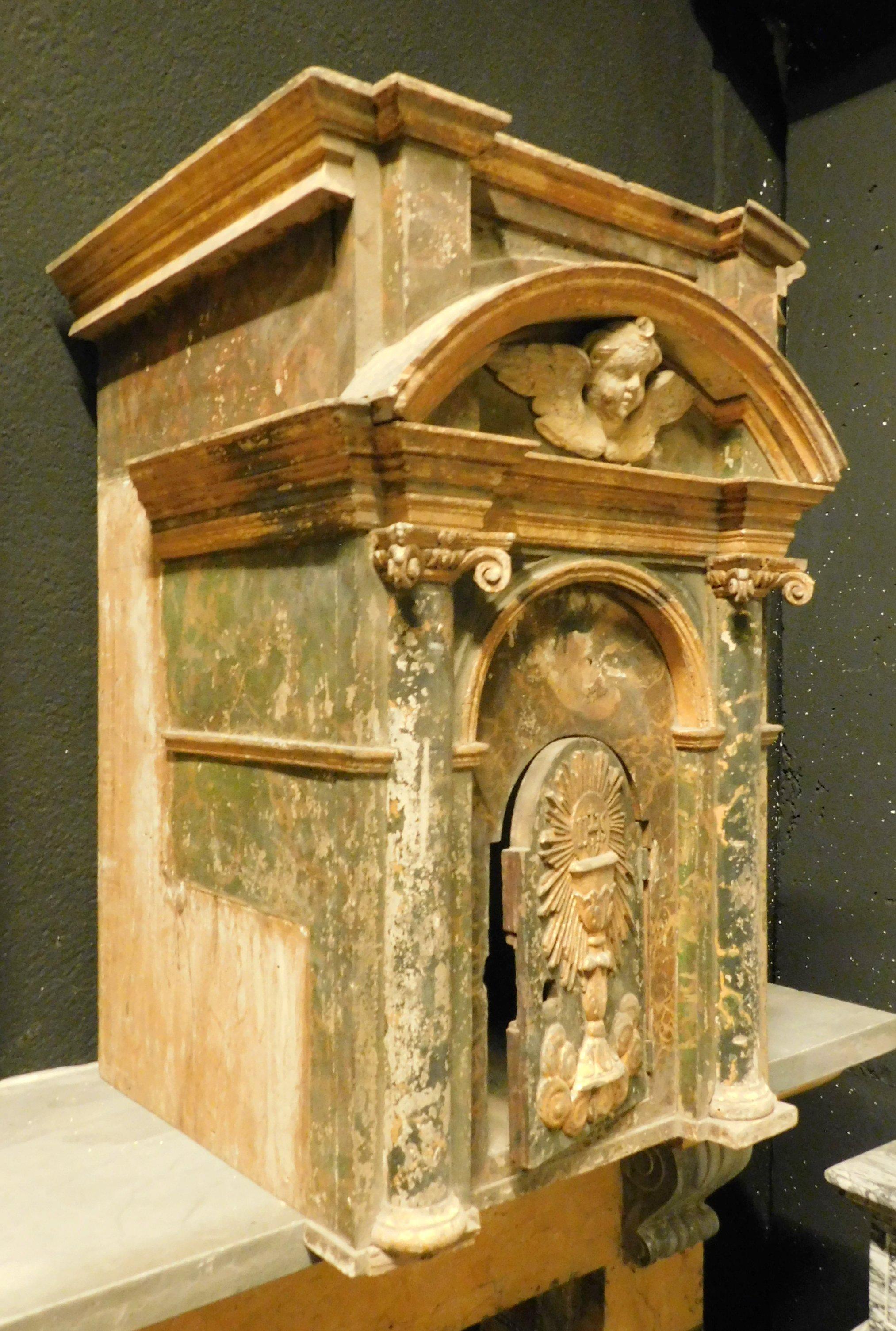 Antique Tabernacle in Lacquered and Gilded Wood, 16th Century, Italy 3