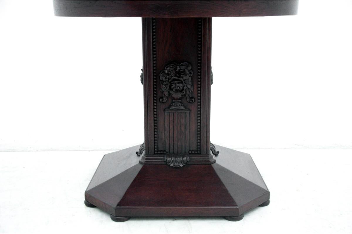 Conjunto antiguo de mesa + sillas, Europa Occidental, principios del siglo XX. en venta 2