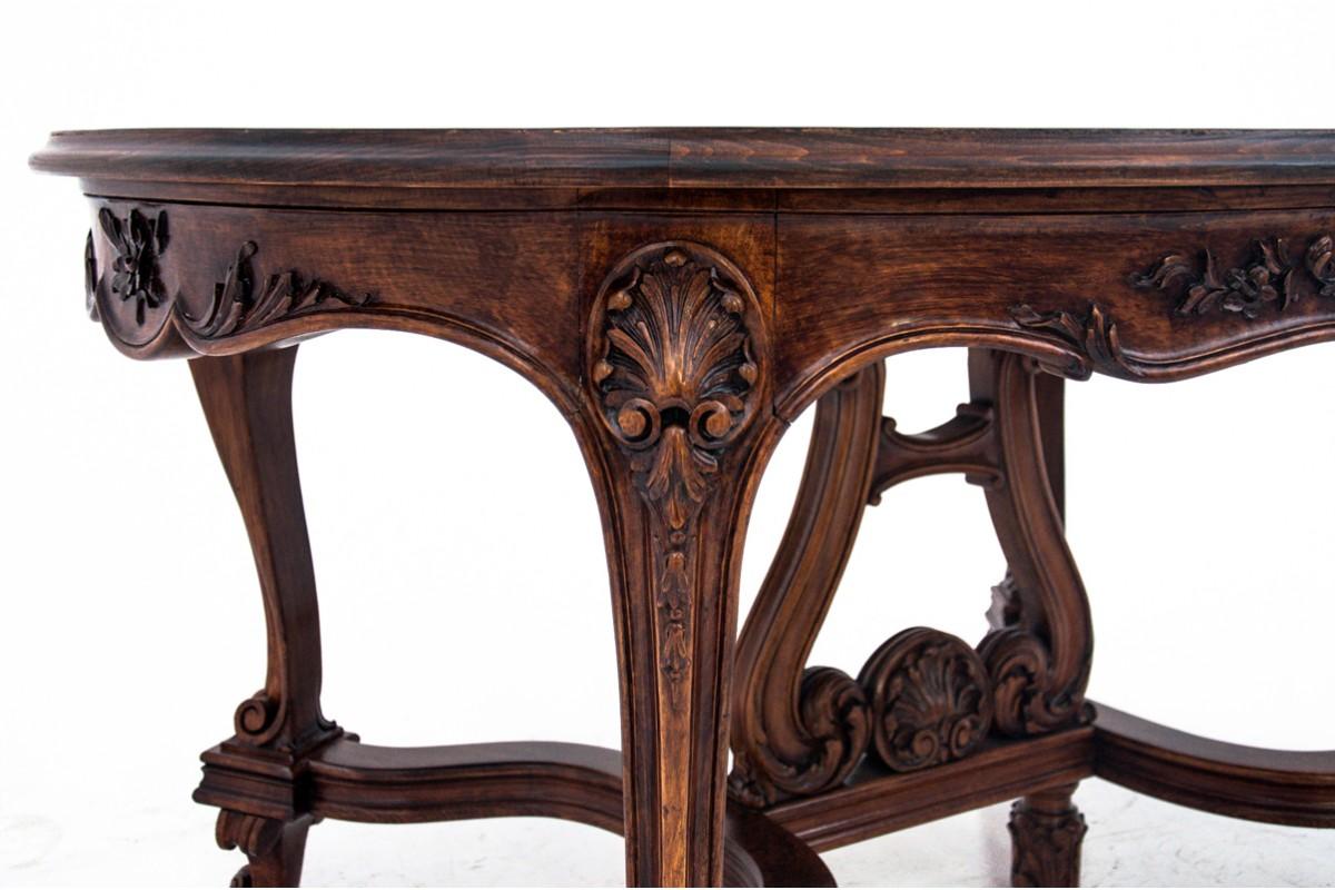 Antique table from the end of the 19th century, Western Europe. After renovation In Good Condition For Sale In Chorzów, PL