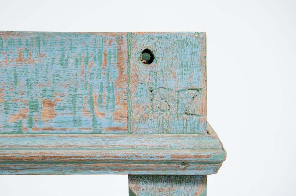 Bois Table ancienne en bois peint en vente