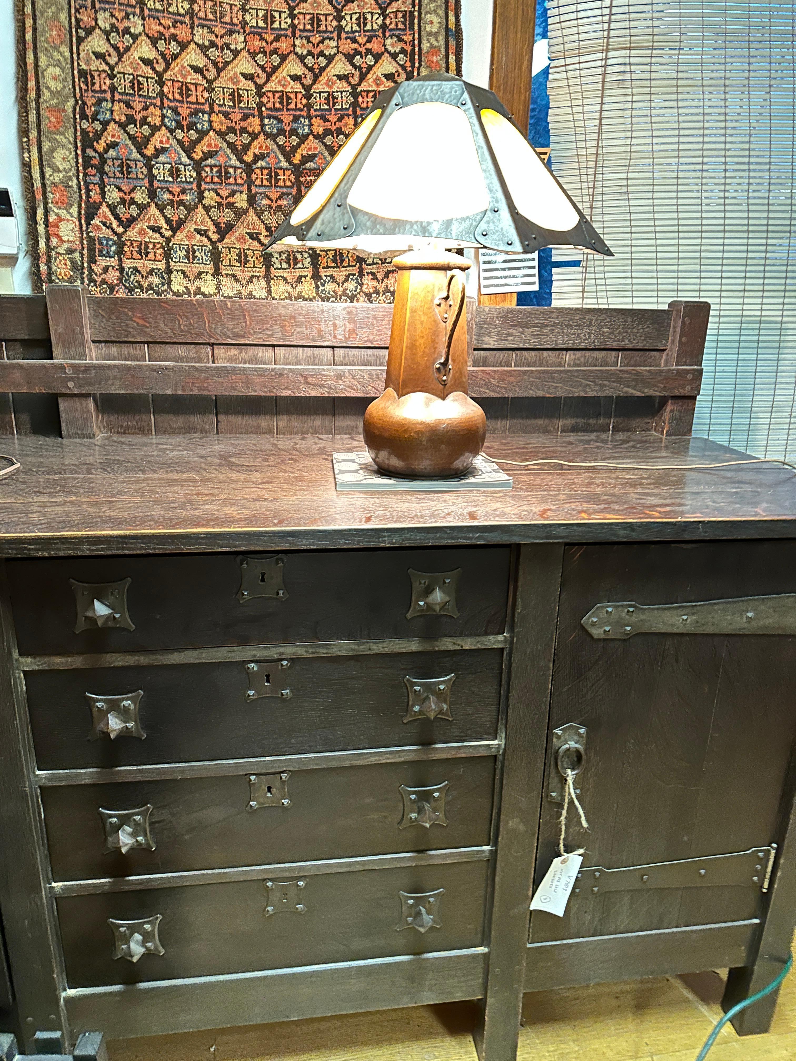 Antique Limbert Lamp w/ PERIOD  Kokomo Catspaw Opalescent Glass, Stickley era For Sale 8