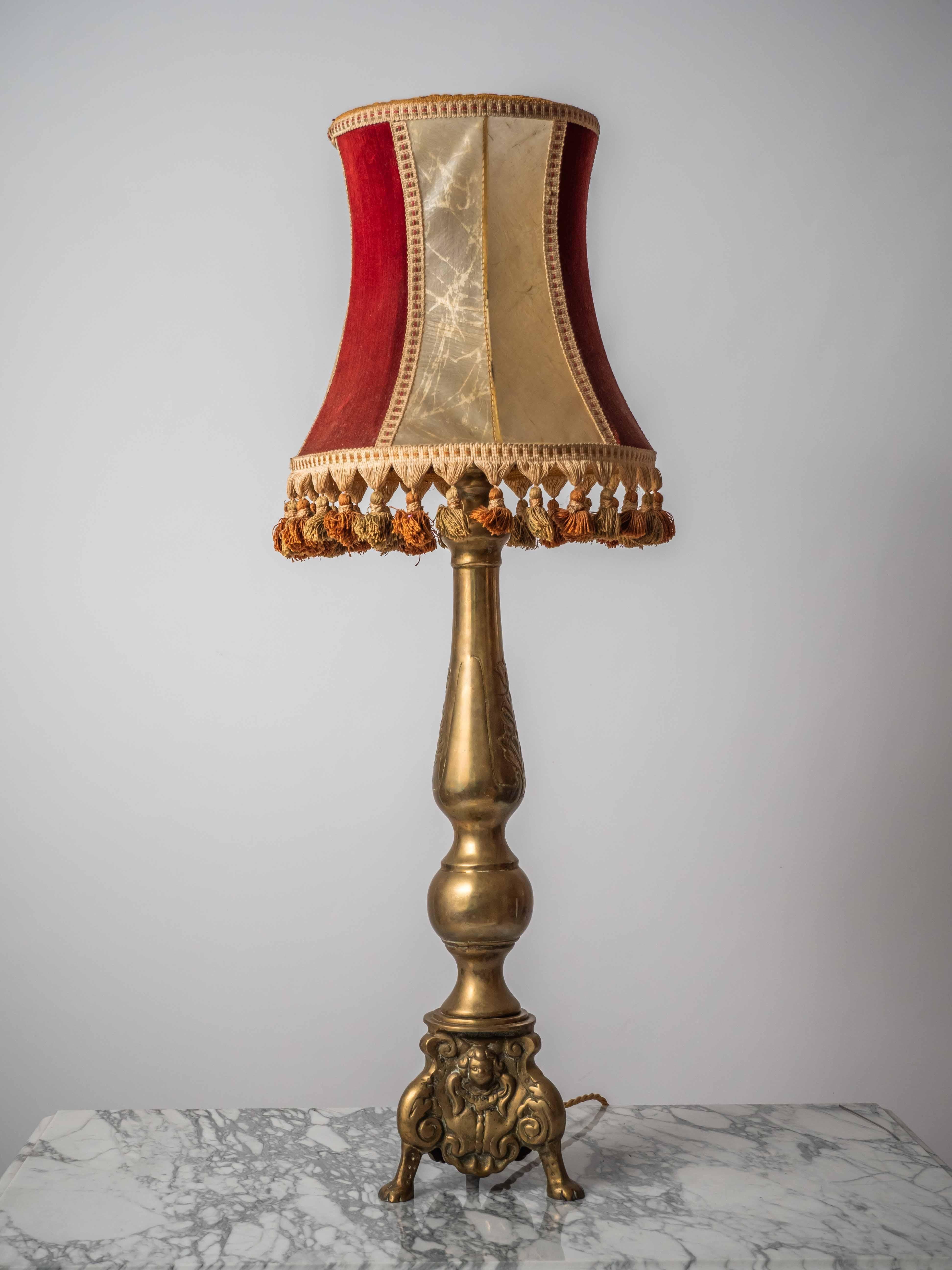 Belgian Antique table lamp on a baroque leg For Sale