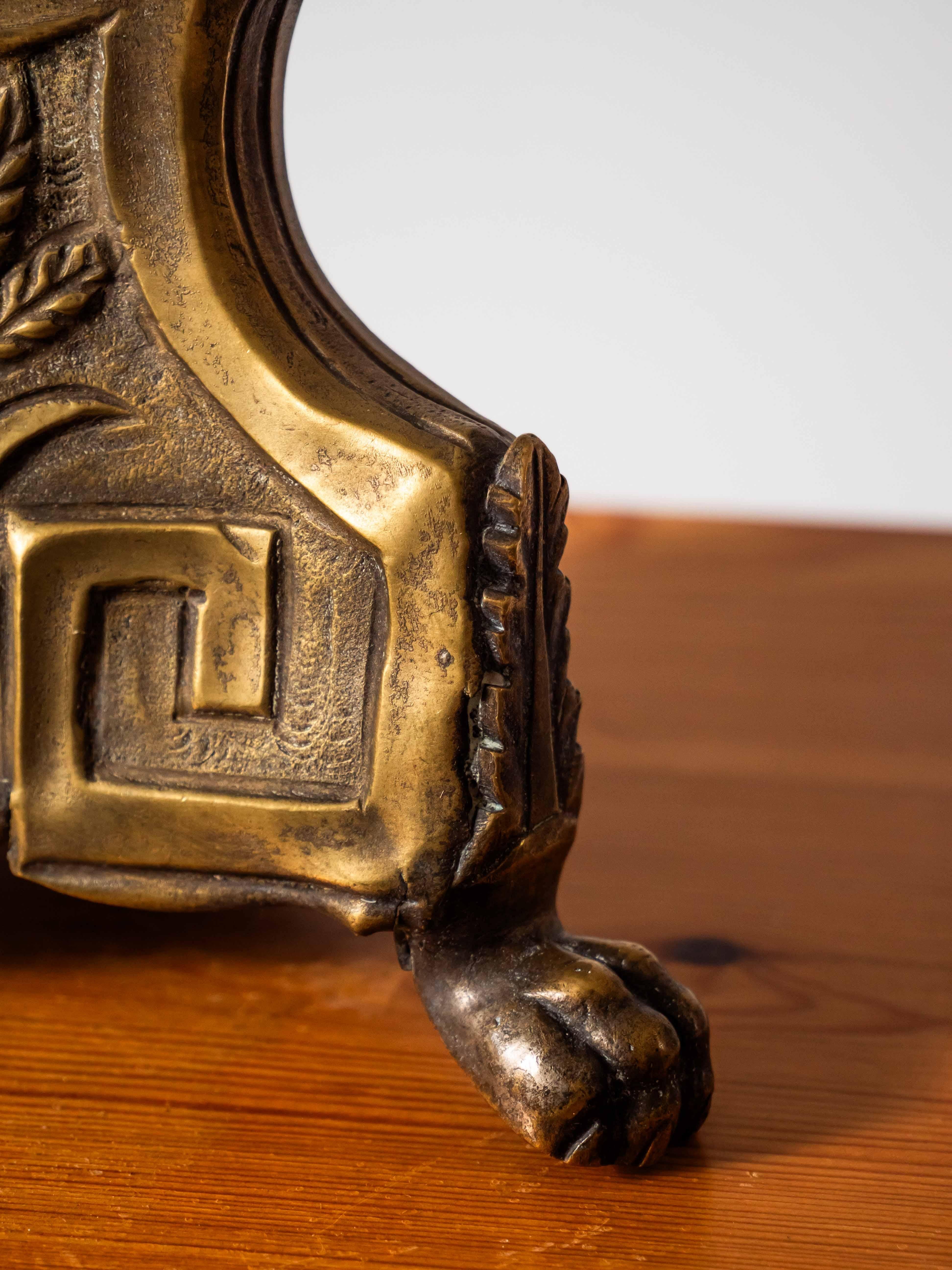 Late 19th Century Antique table lamp on paws in 45 cm For Sale