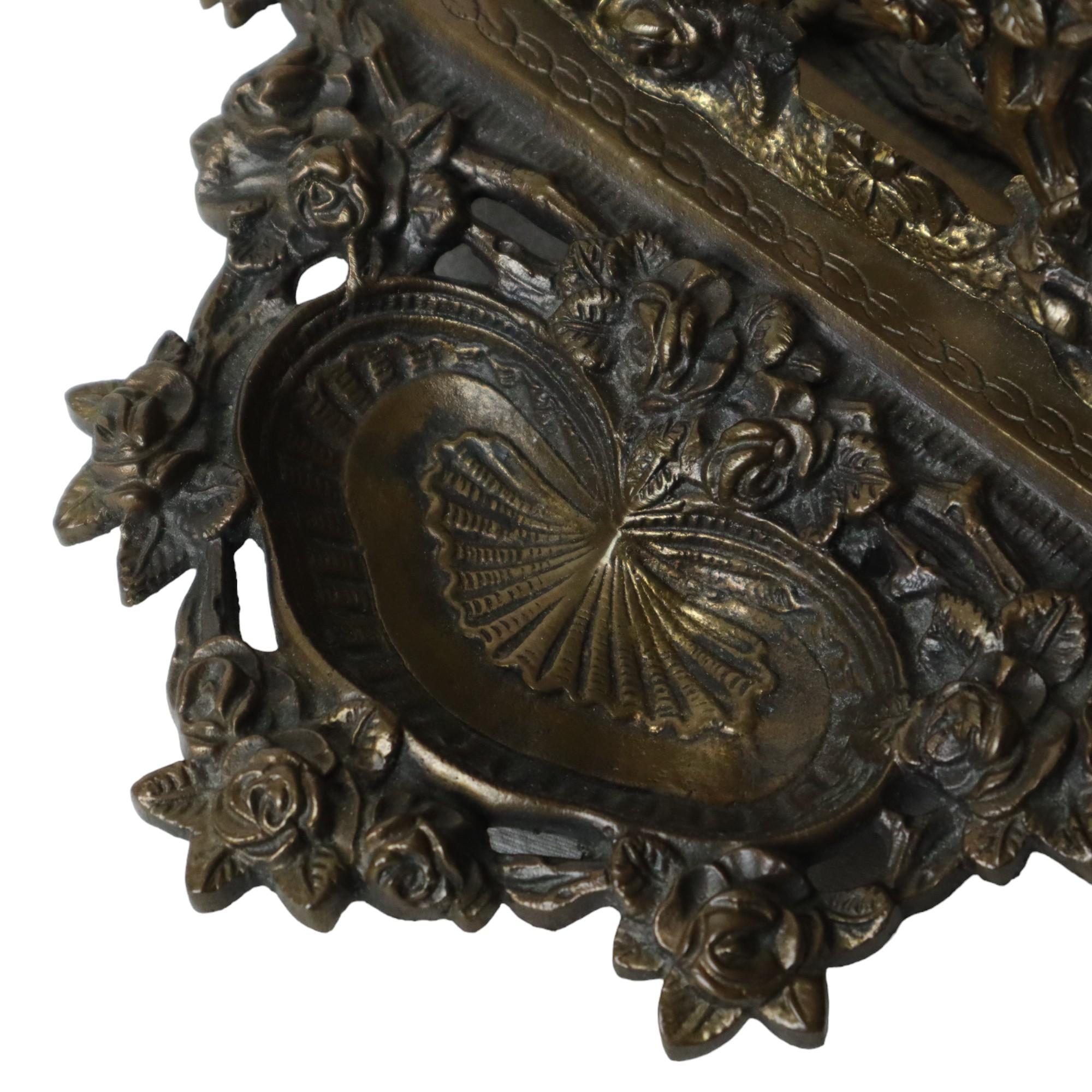 Miroir de table ancien en bronze doré Art Nouveau en vente 1