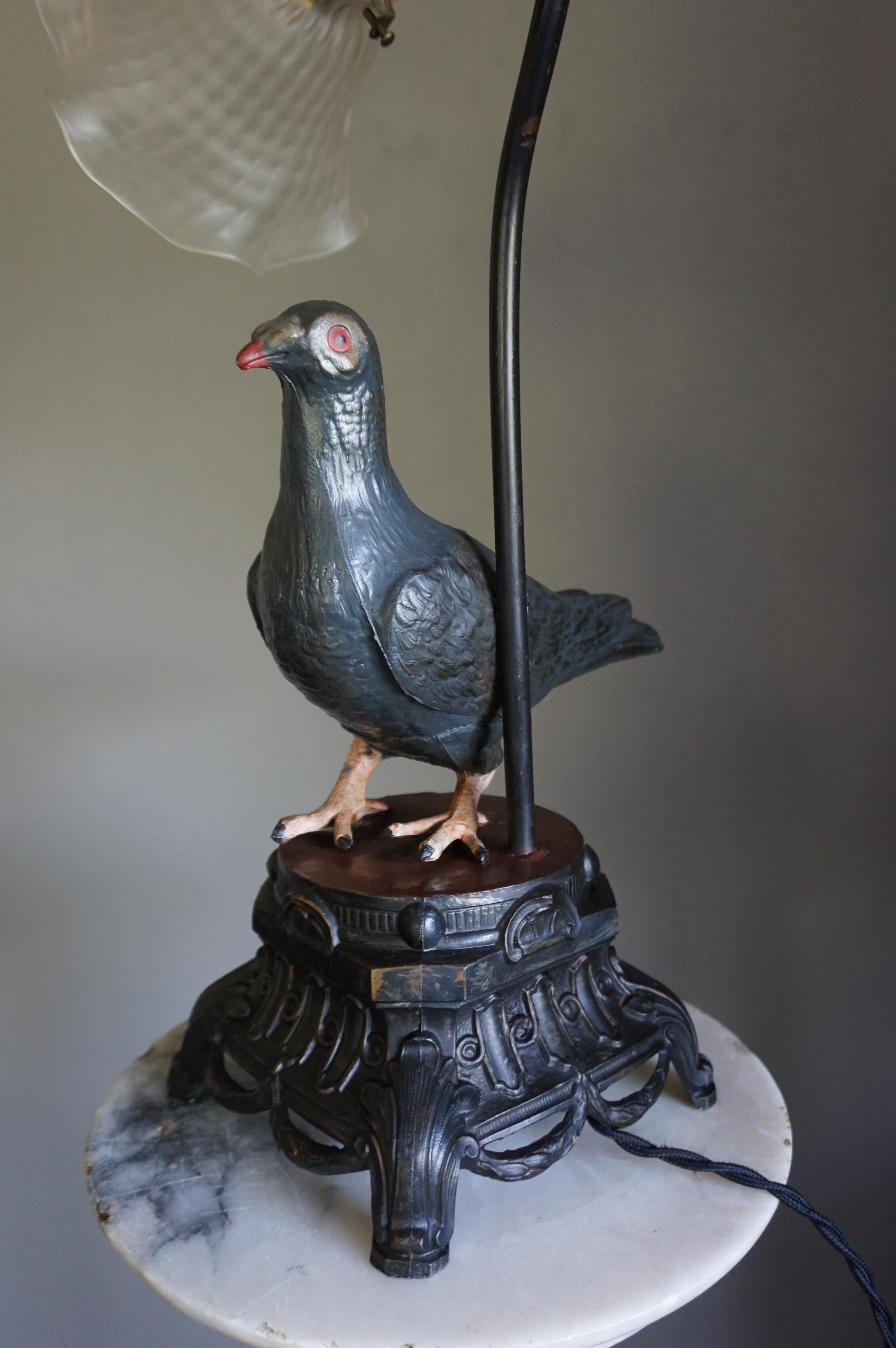 Antique Table or Desk Lamp with Symbolic Dove Sculpture and Flowery Shade For Sale 7