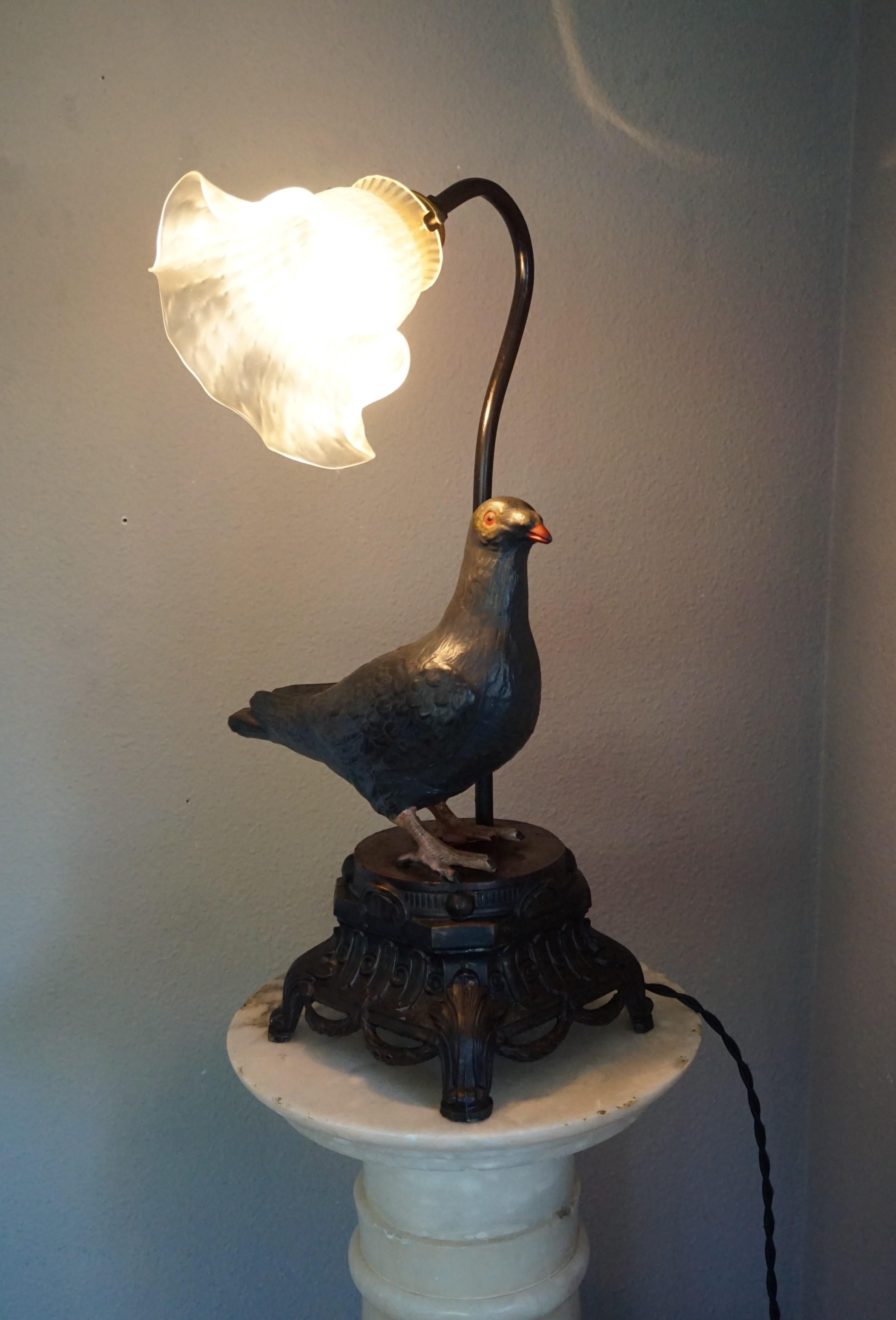 Antique Table or Desk Lamp with Symbolic Dove Sculpture and Flowery Shade For Sale 3