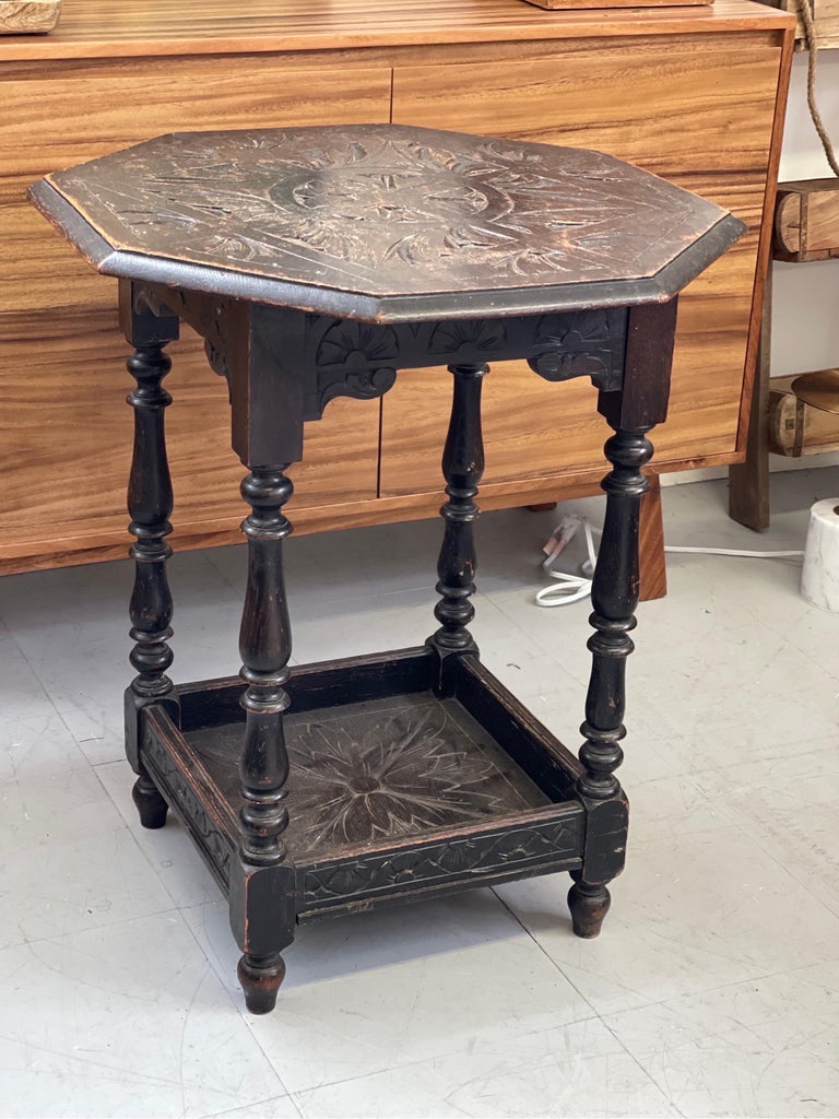 Antique Table Stand Uk Import For Sale at 1stDibs