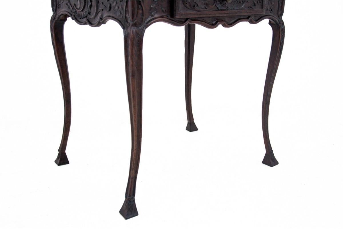 Antique Table, Western Europe, Late 19th Century, After Renovation In Good Condition For Sale In Chorzów, PL