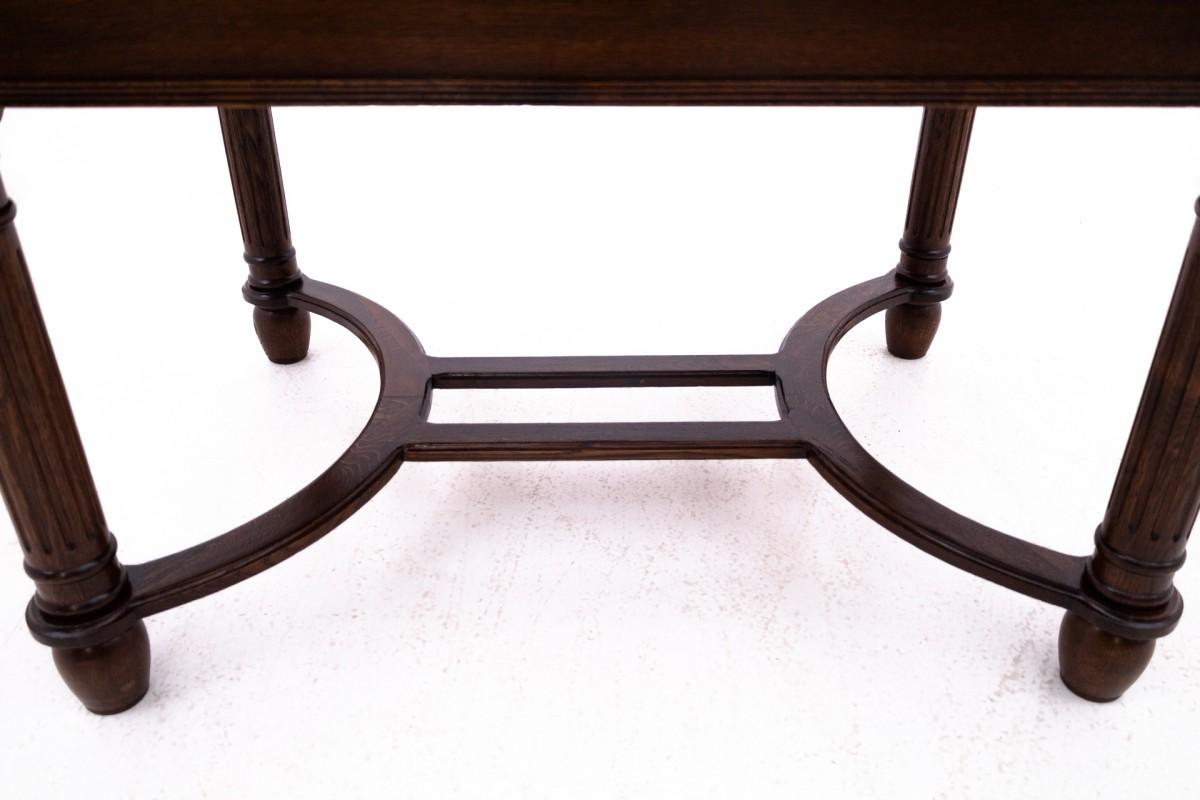 Antique table with 6 chairs from around 1880. For Sale 1
