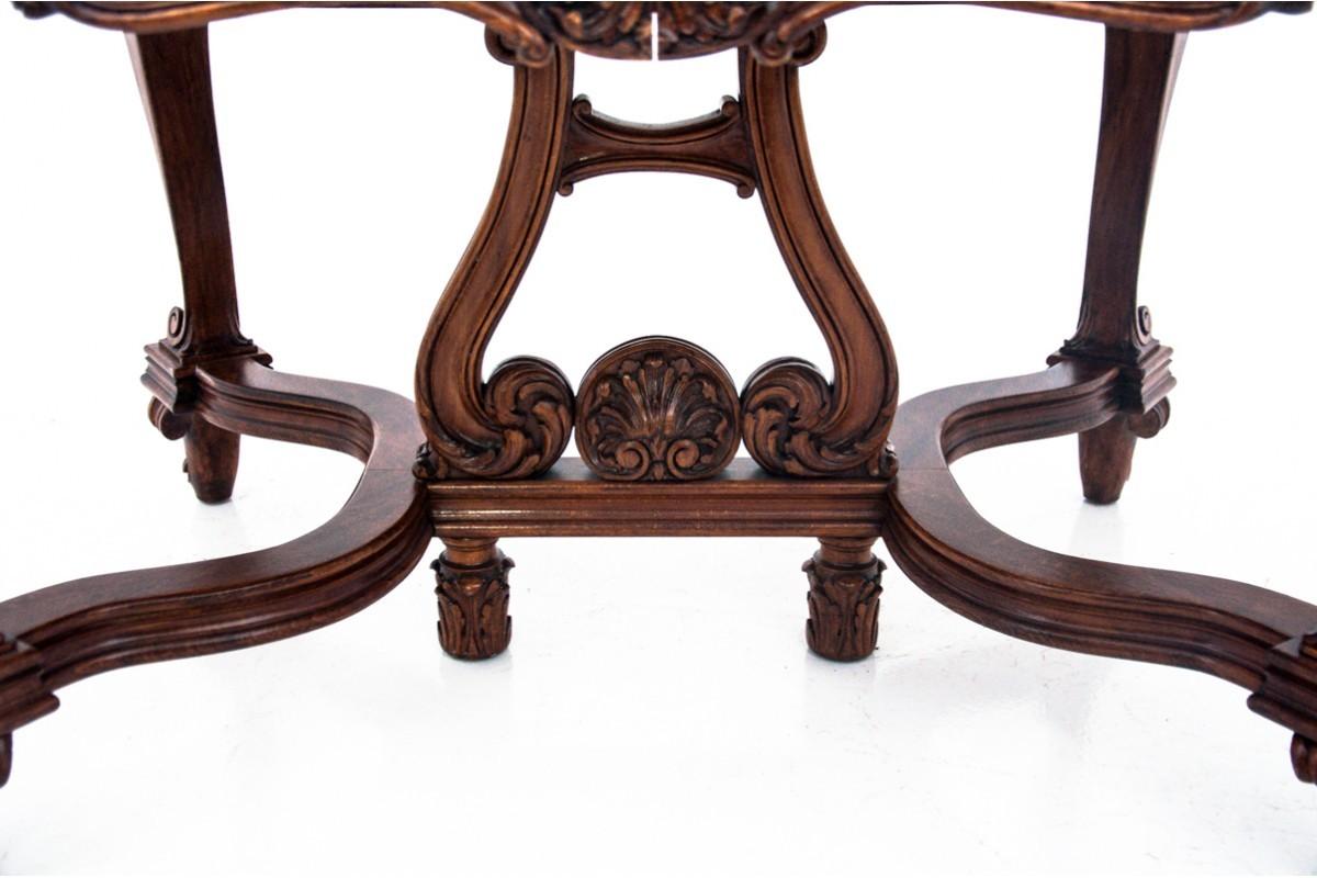 Antique table with 6 chairs, Western Europe, late 19th century. For Sale 10
