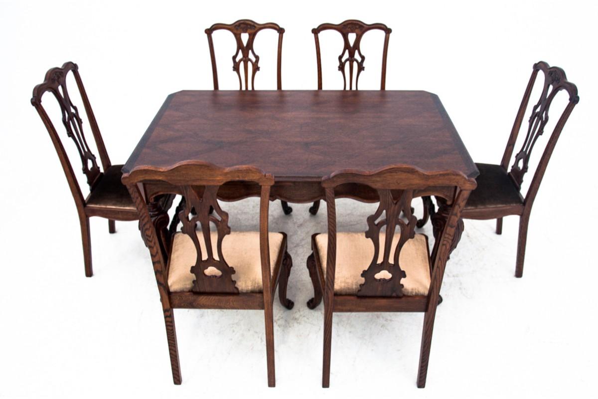 Antiker Tisch mit Stühlen, Belgien, 1890er Jahre. im Angebot 6