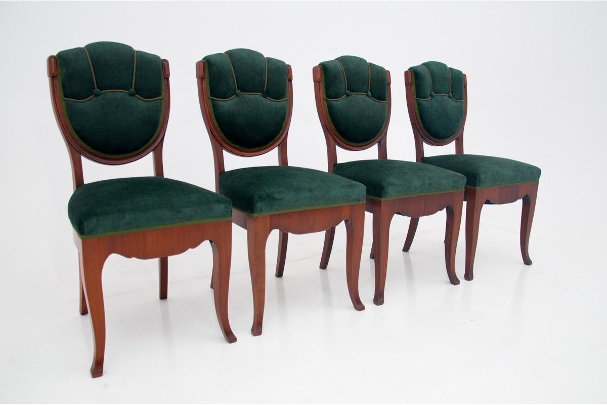 Début du 20ème siècle Table antique avec chaises, Europe du Nord, début du XXe siècle en vente