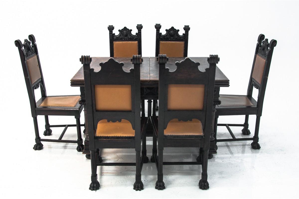 Antique Table with Dining Room Chairs from circa 1880 in the Renaissance Style 1