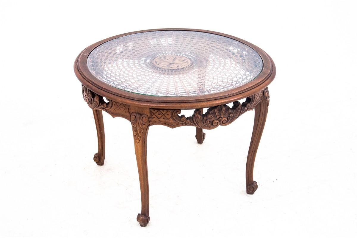 Walnut Antique Table with Round Top, France, circa 1900