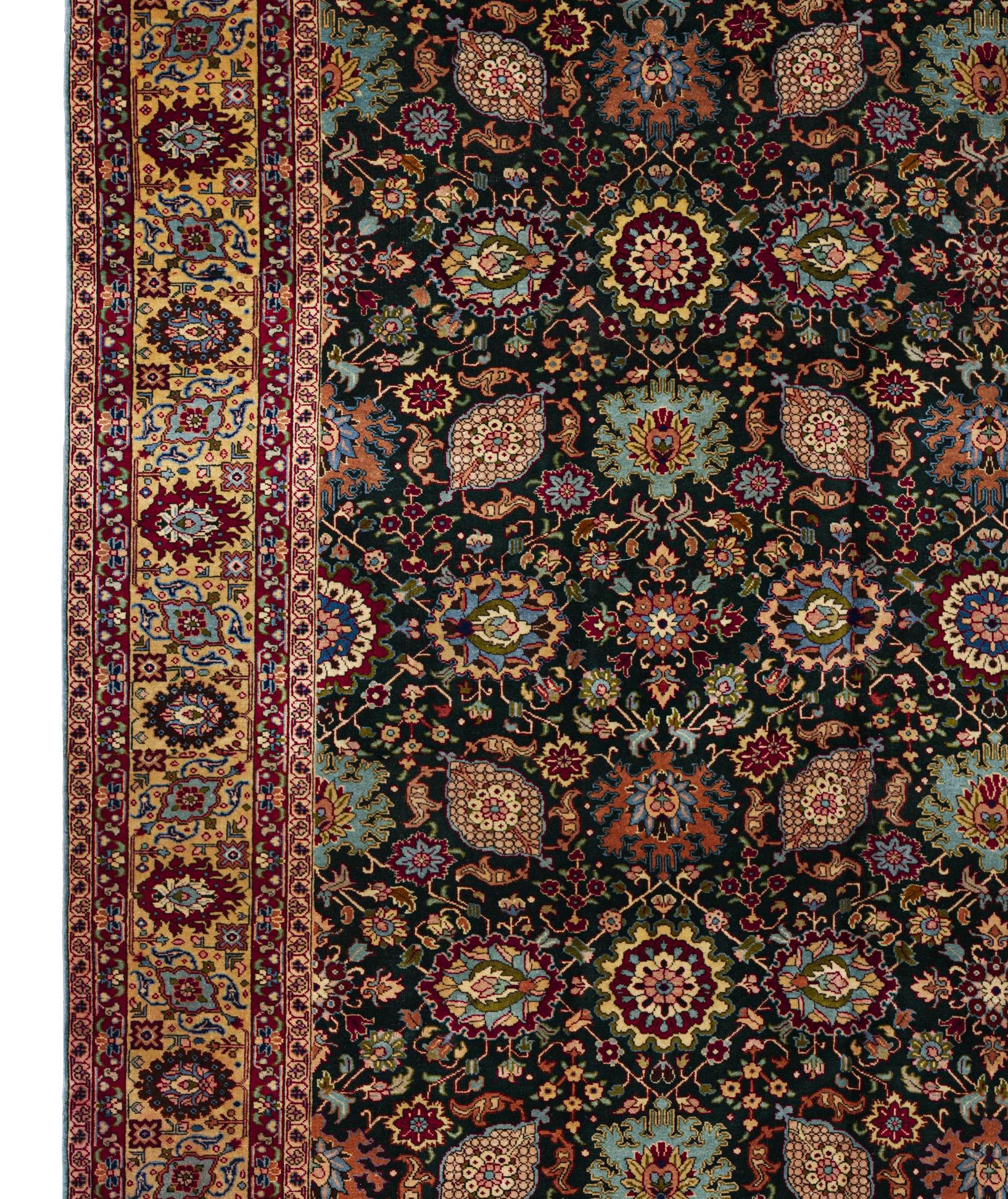 Antike Tabriz Bereich Teppich 8 ft X 11 ft - Blumenmotiv - Schwarz Gelb Blau (Mitte des 20. Jahrhunderts) im Angebot