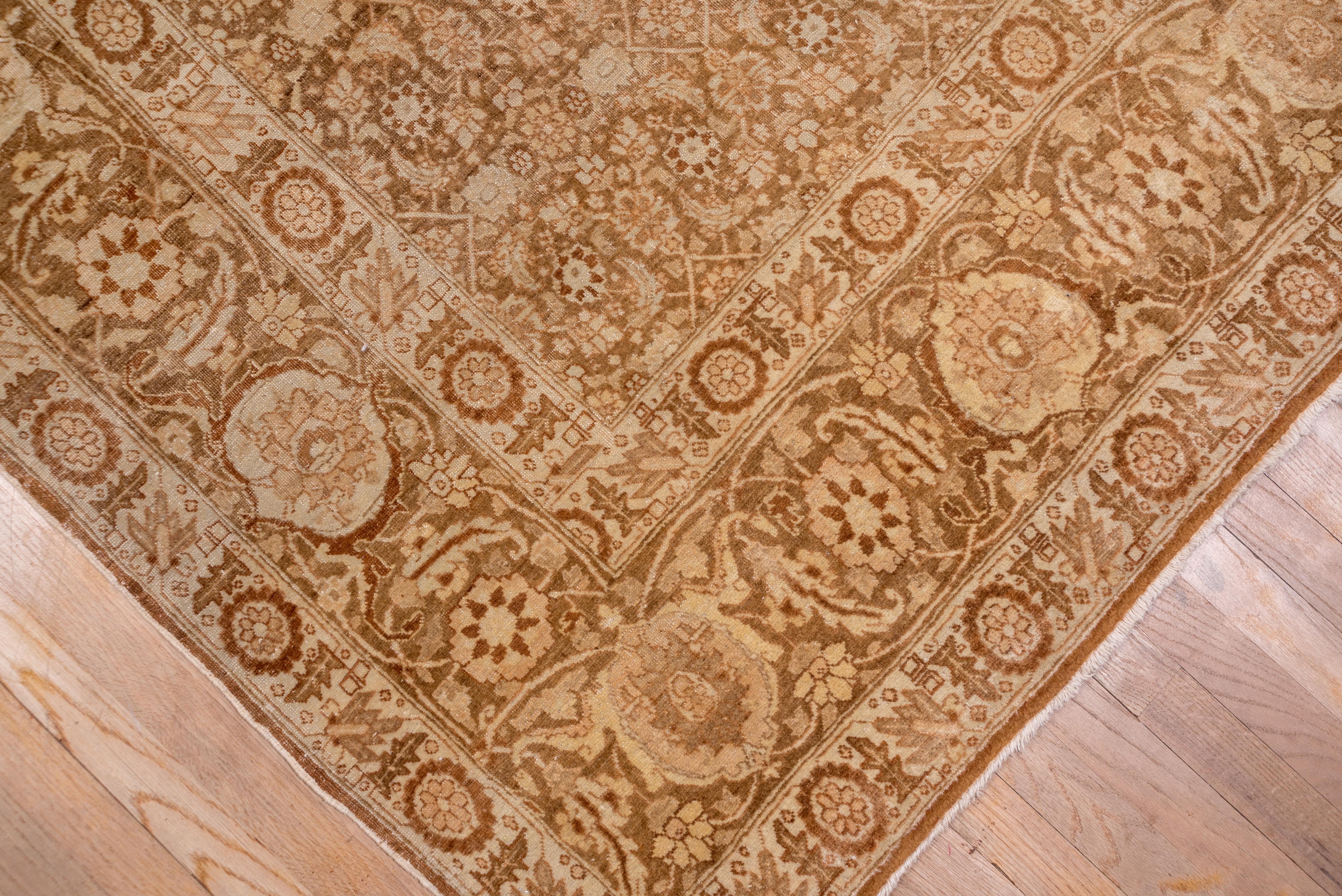 Antique Tabriz Carpet, Bookcover Field In Excellent Condition For Sale In New York, NY