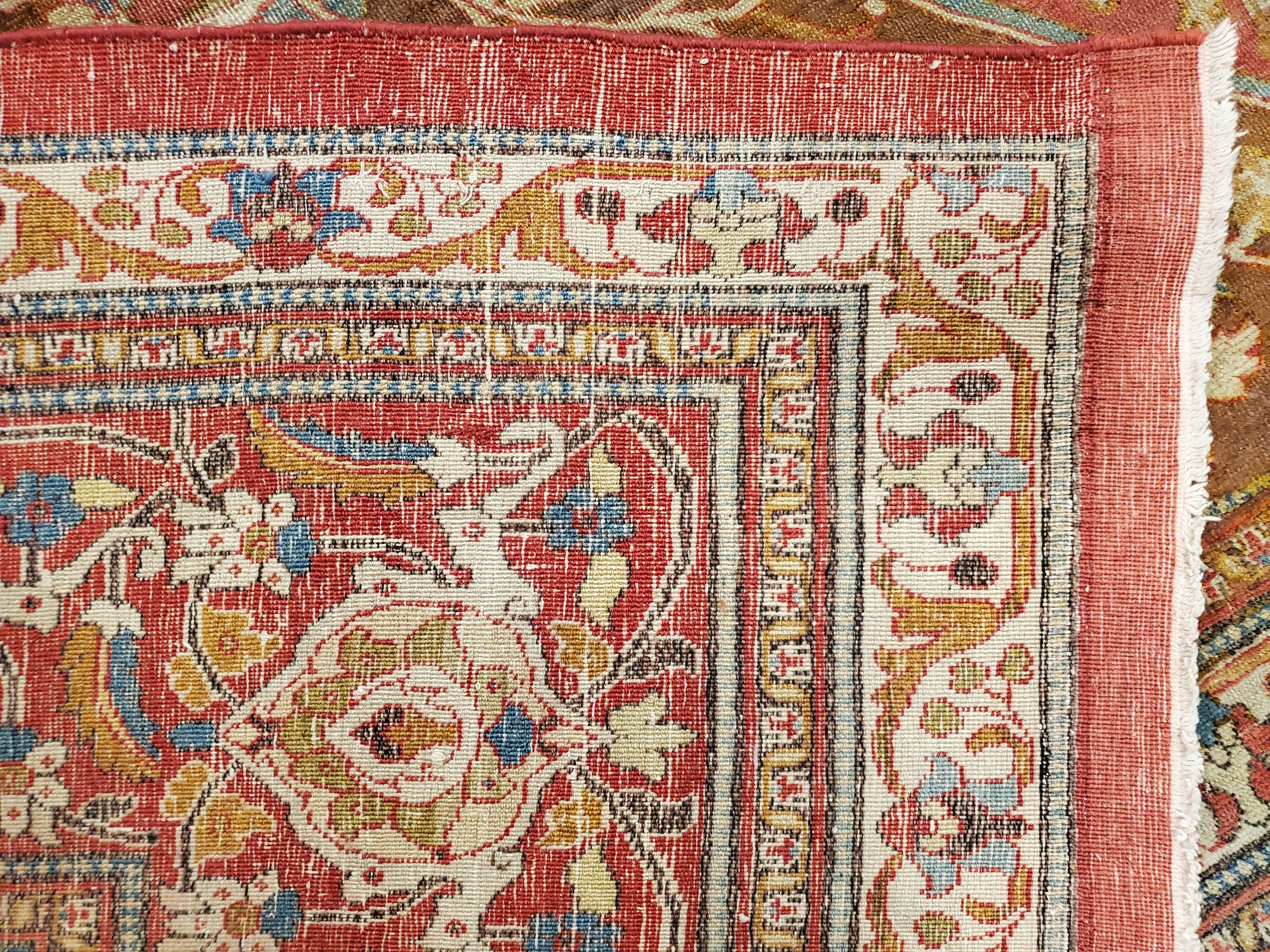 Tapis persan ancien de Tabriz, tapis fait à la main en or à fleurs, rouge et beige en vente 5