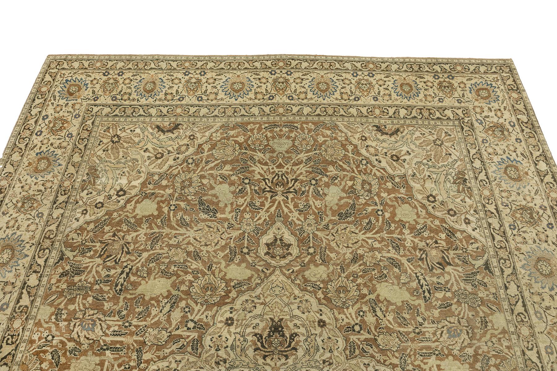 Tappeto antico Tabriz Haj Jalili, annodato a mano, 13,1 × 9,2 piedi - Beige e sabbia In condizioni buone in vendita a North Bergen, NJ