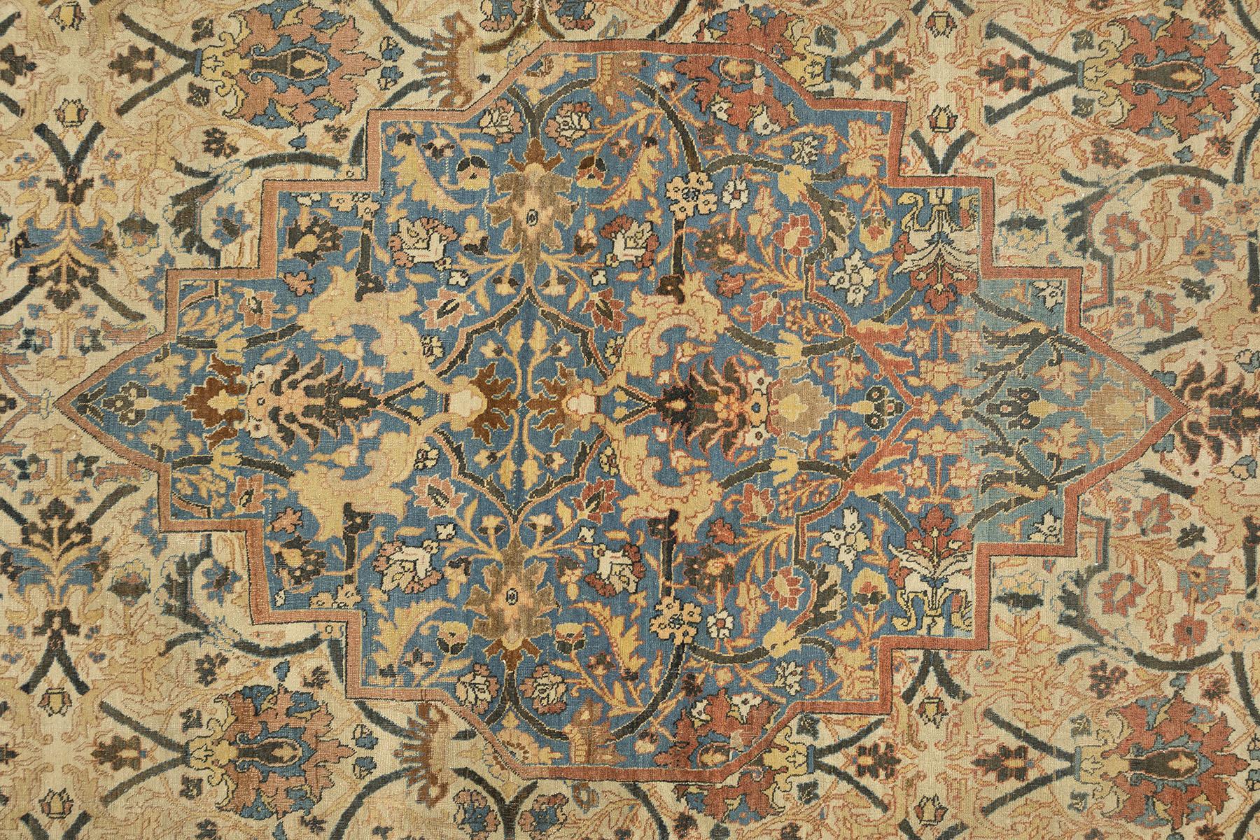 Antiker Tabriz Haj Jalili Teppich, handgeknüpft, 17.1x11.6 ft - Beige, Blau & Rosa im Angebot 1