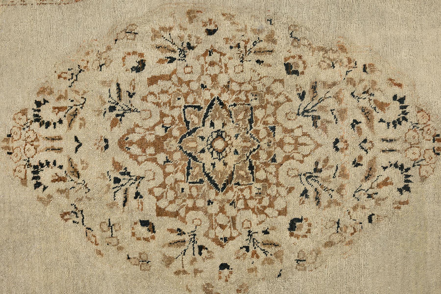 Antiker Tabriz Haj Jalili Teppich, handgeknüpft, 5.9 × 4.1 ft - Beige & Navy im Zustand „Gut“ im Angebot in North Bergen, NJ
