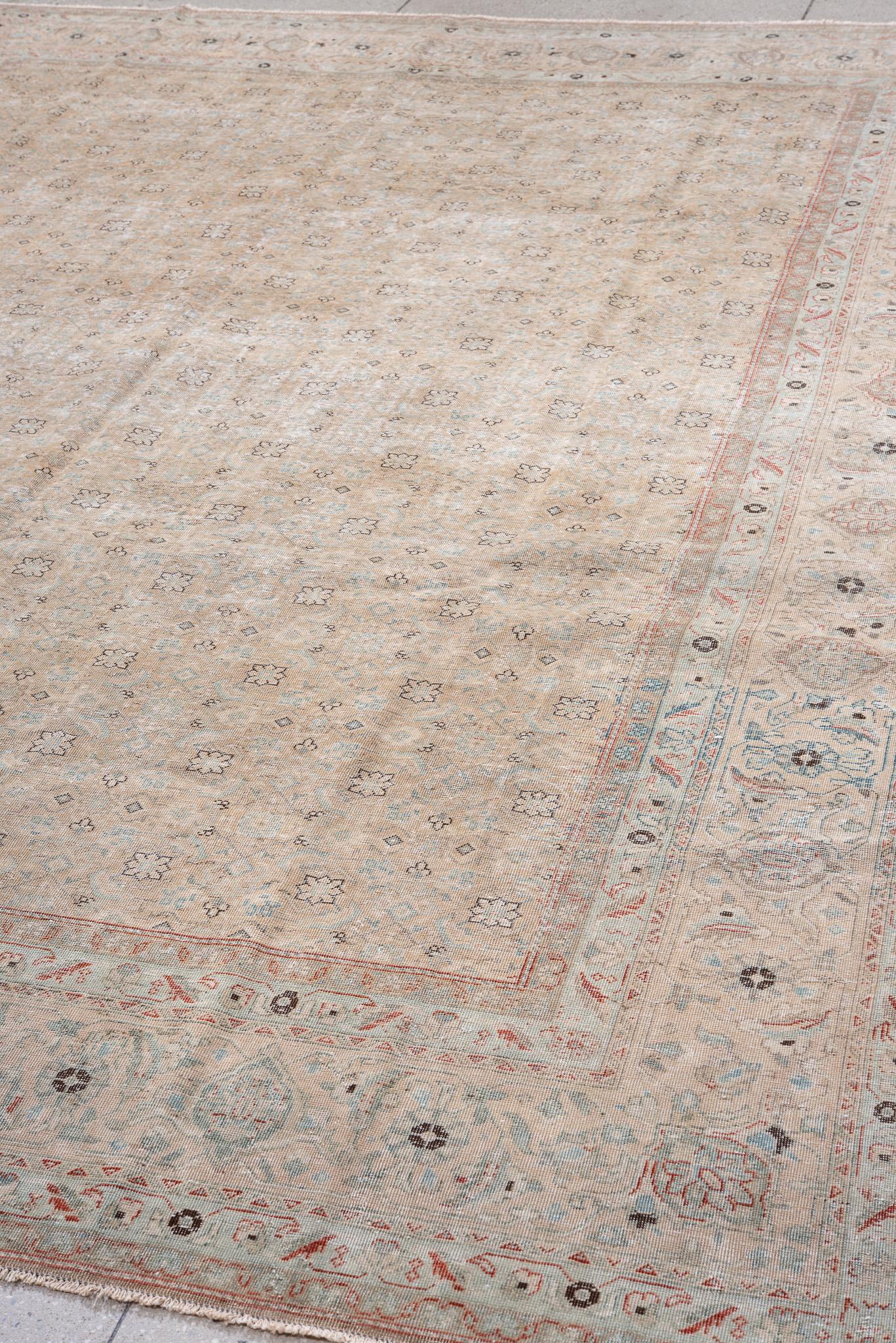 Laine Tabriz in Oatmeal Field en vente