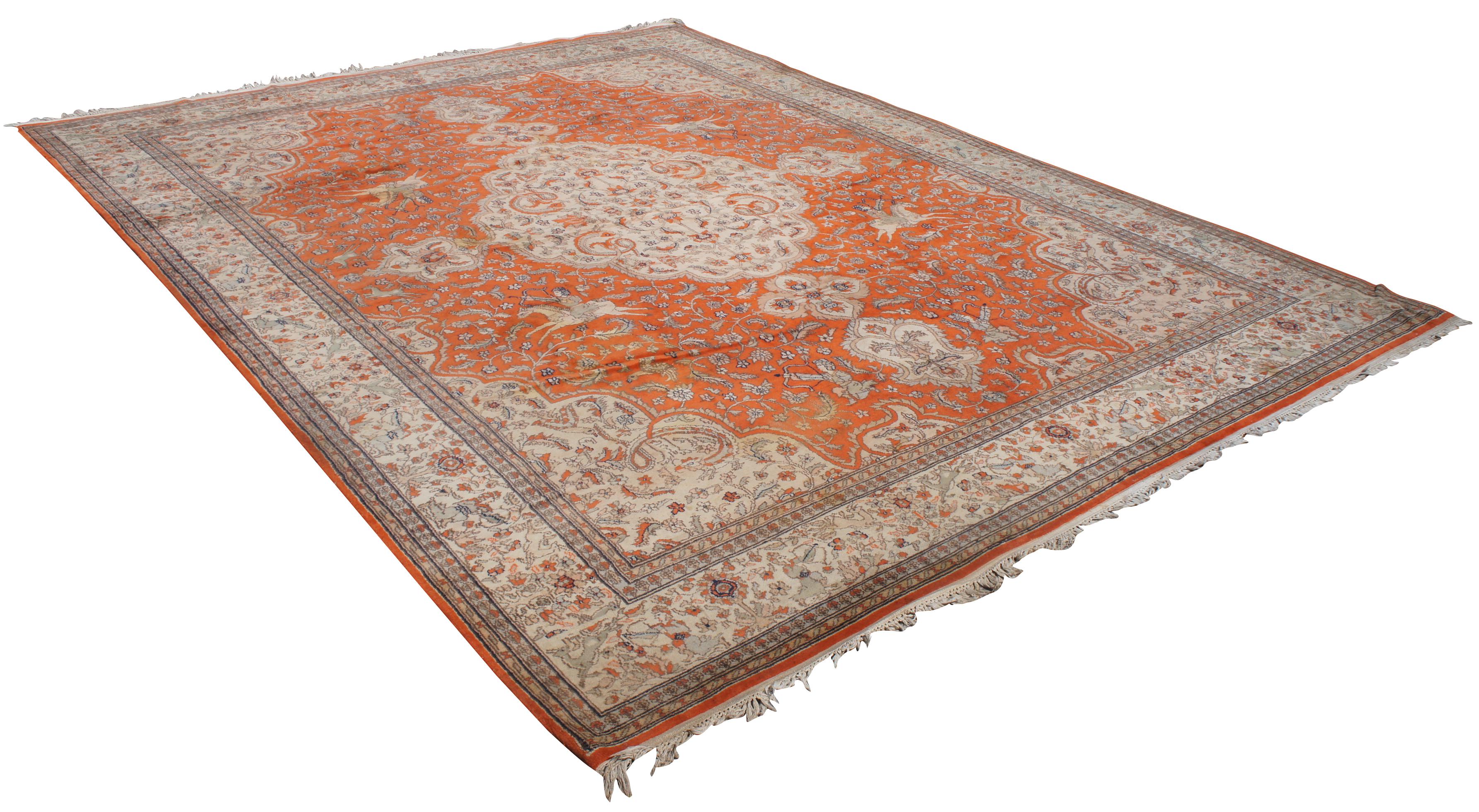 Antiker antiker persischer Täbris Indo-Perserteppich aus Wolle mit Medaillon Isfahan (Tabriz) im Angebot