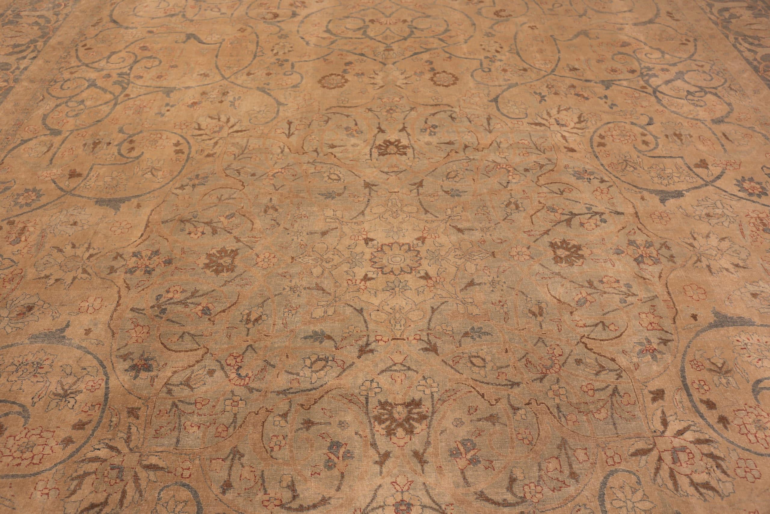 20th Century Antique Tabriz Persian Large Rug. Size: 14 ft x 19 ft 6 in For Sale
