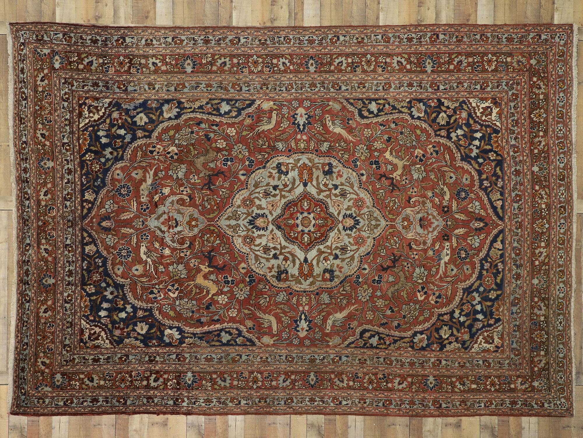 Tapis persan ancien de taille palais de Tabriz avec style Renaissance Arts & Crafts en vente 2