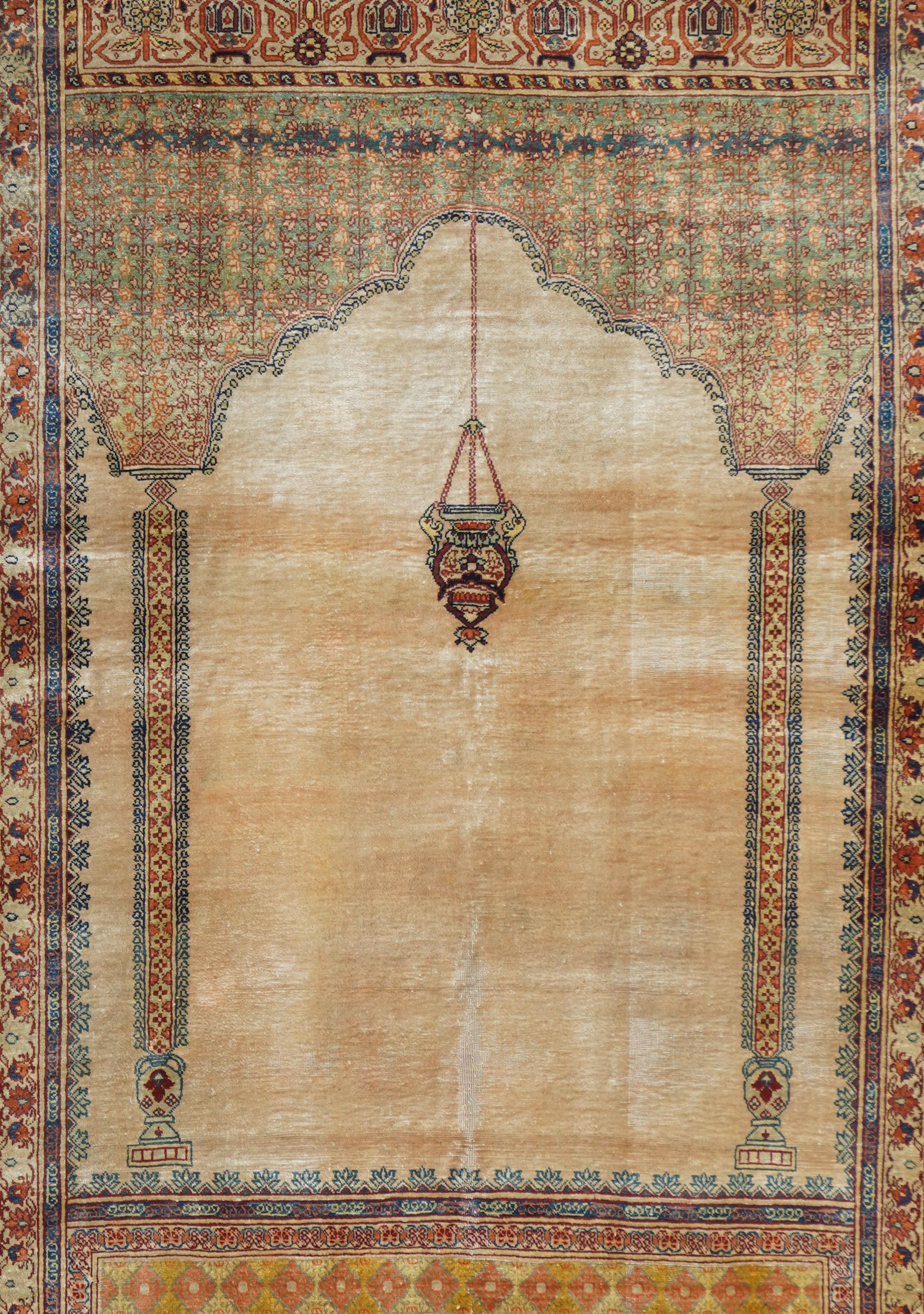 Antiker Seiden-Tabriz-Teppich (Persisch) im Angebot