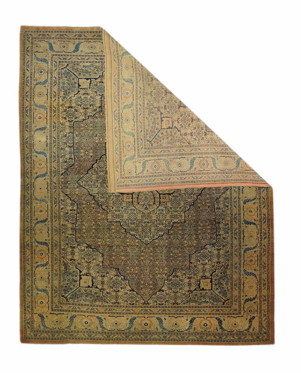 Tappeto Tabriz antico 9'1'' x 11'10''. Si tratta di un tappeto classico a tessitura fine persiano del Nord-Ovest antecedente alla Seconda Guerra Mondiale, con un disegno a 