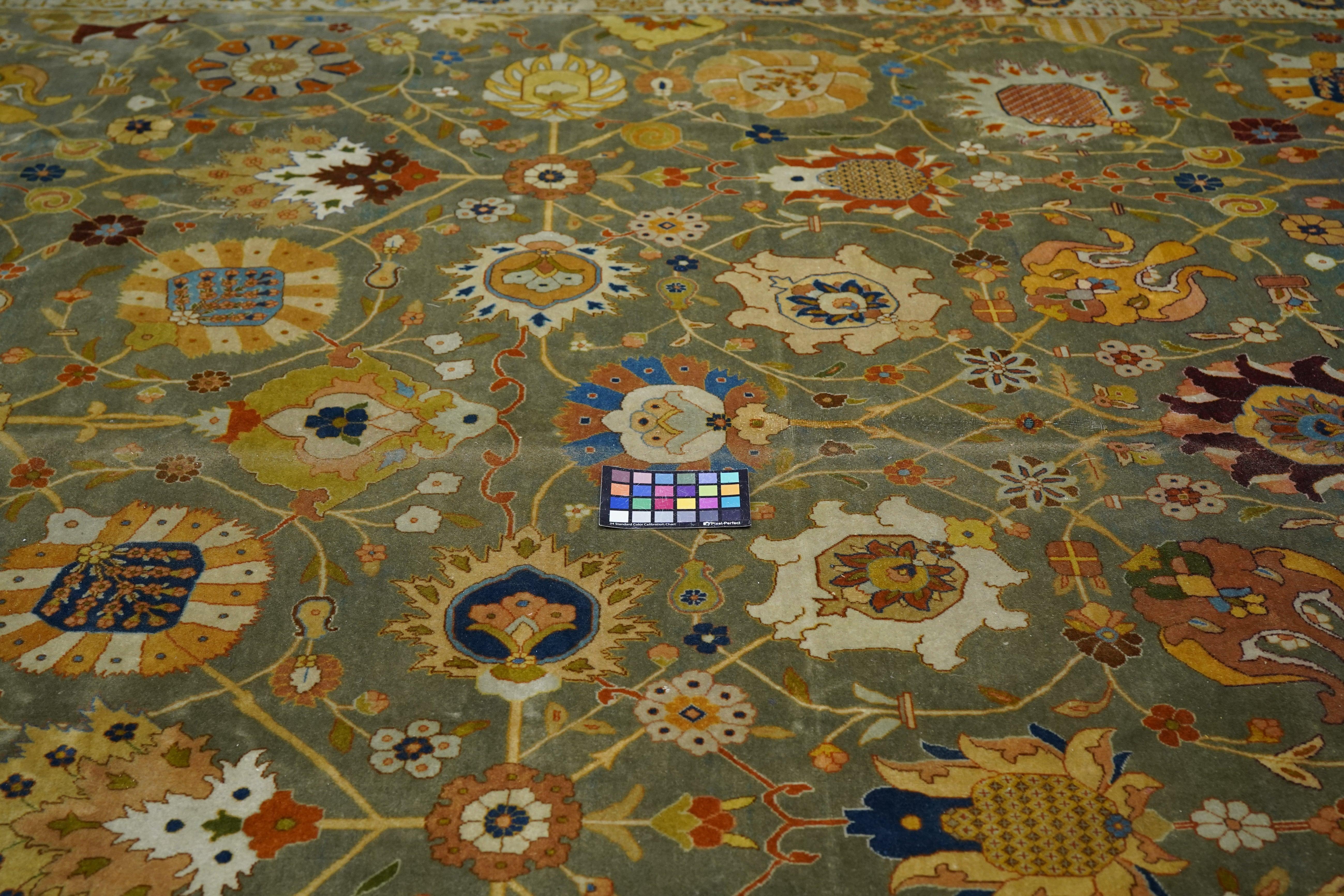 Antique Tabriz Rug 9'7'' x 11'11'' For Sale 2