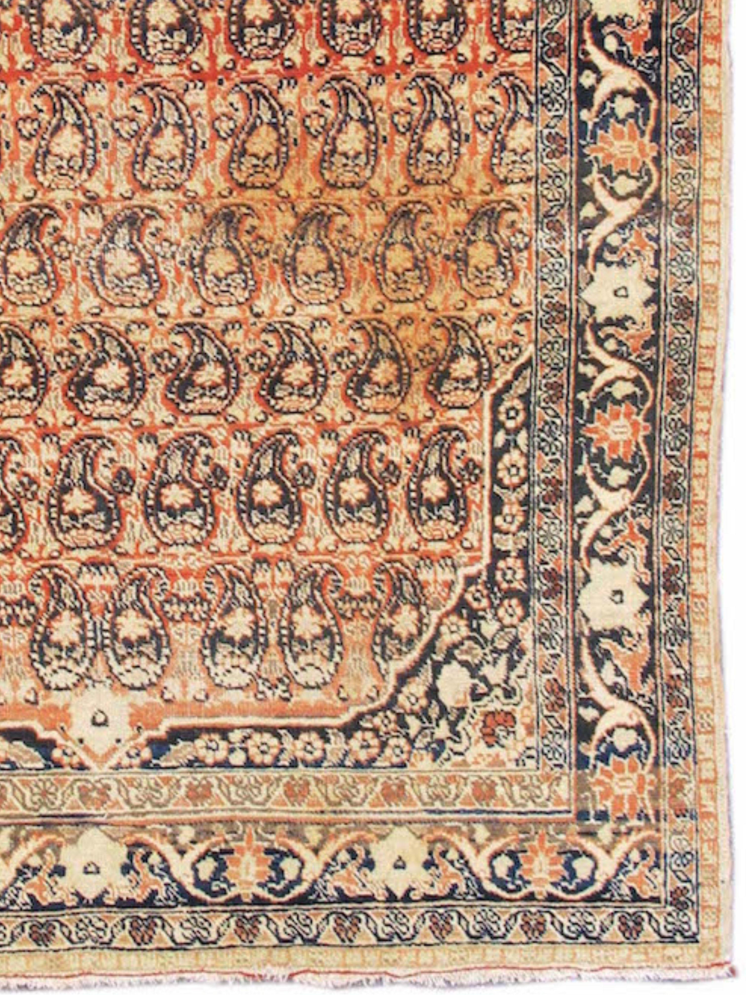 Antiker Täbris-Teppich, um 1900 (Handgeknüpft) im Angebot