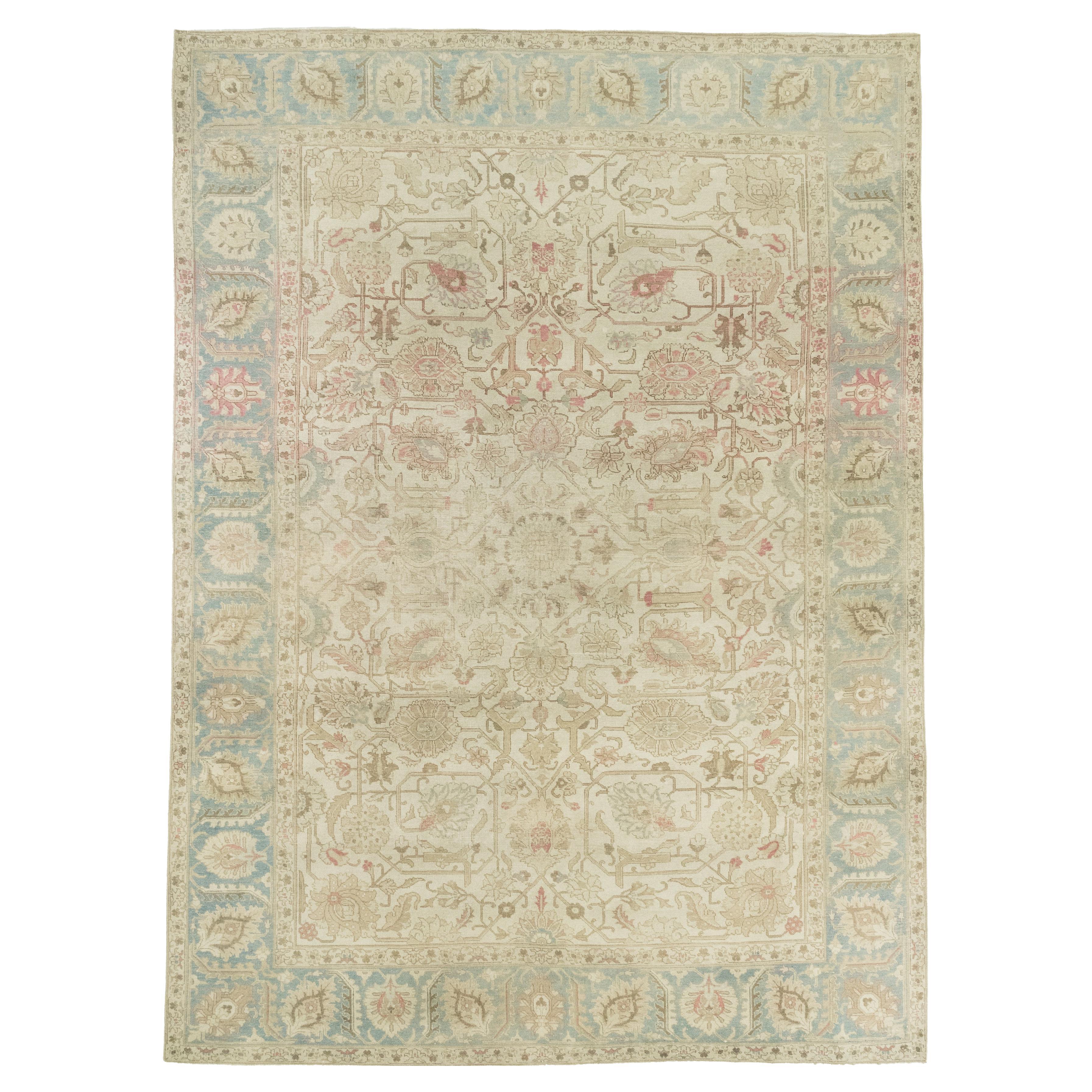 Antiker Tabriz-Teppich, handgeknüpft, 10,3 × 7,5 Fuß - Beige, Hellblau
Rosa