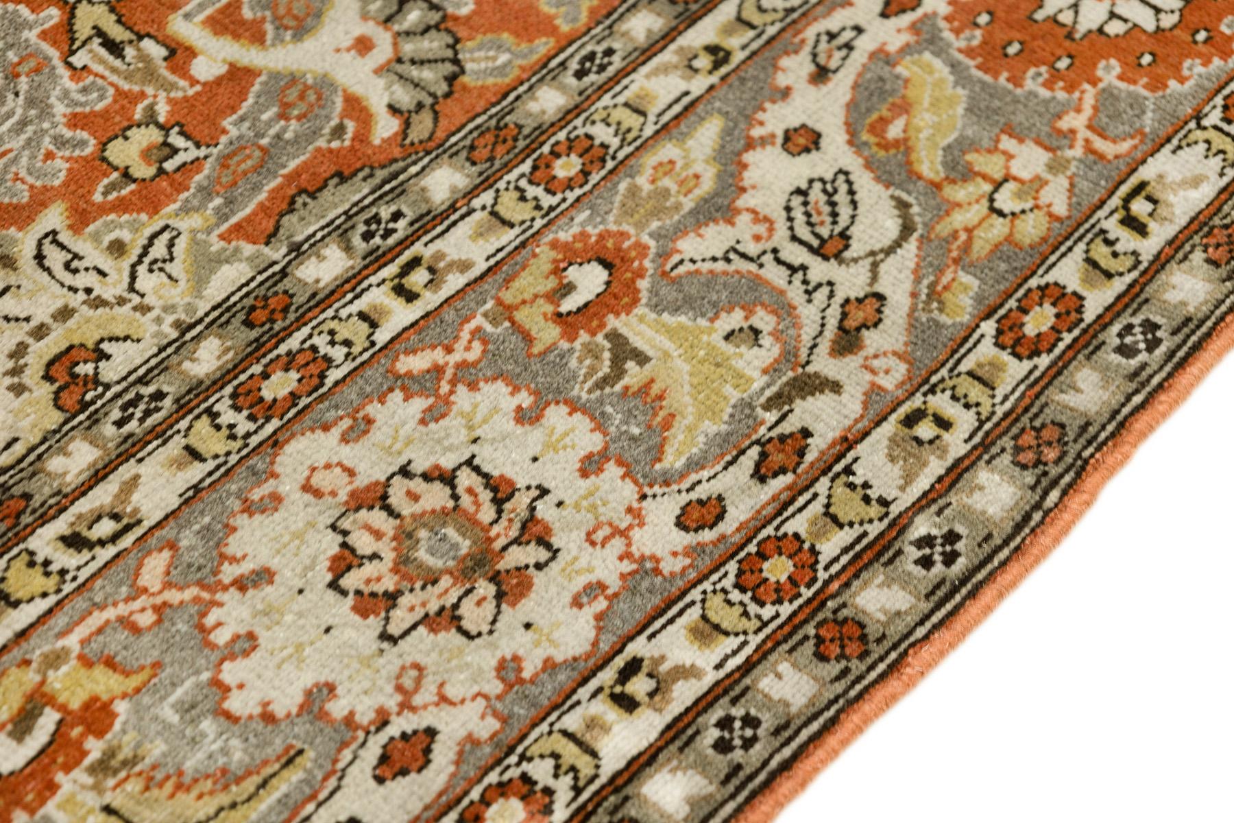 Antiker Tabriz-Teppich, handgeknüpft, 6,7 × 4,3 Fuß - Beige, Grau & Rot (Mitte des 20. Jahrhunderts) im Angebot