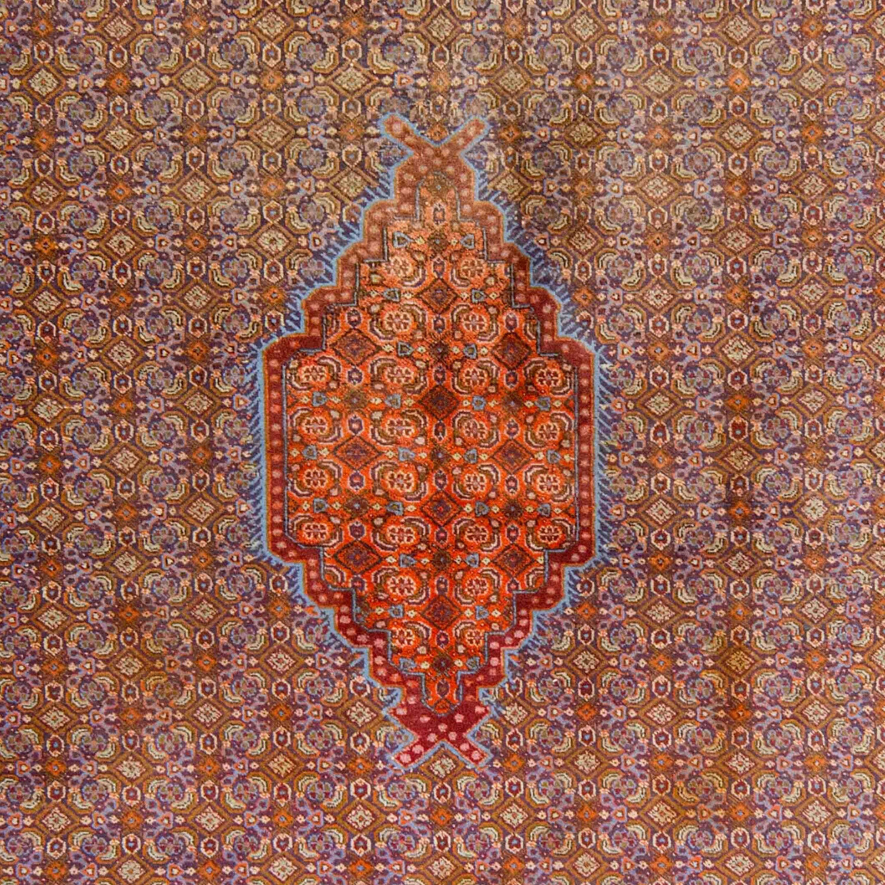 Antiker Täbris-Teppich - Aserbaidschanischer Täbris-Teppich aus dem späten 19. Jahrhundert, antiker Teppich im Zustand „Gut“ im Angebot in Sultanahmet, 34