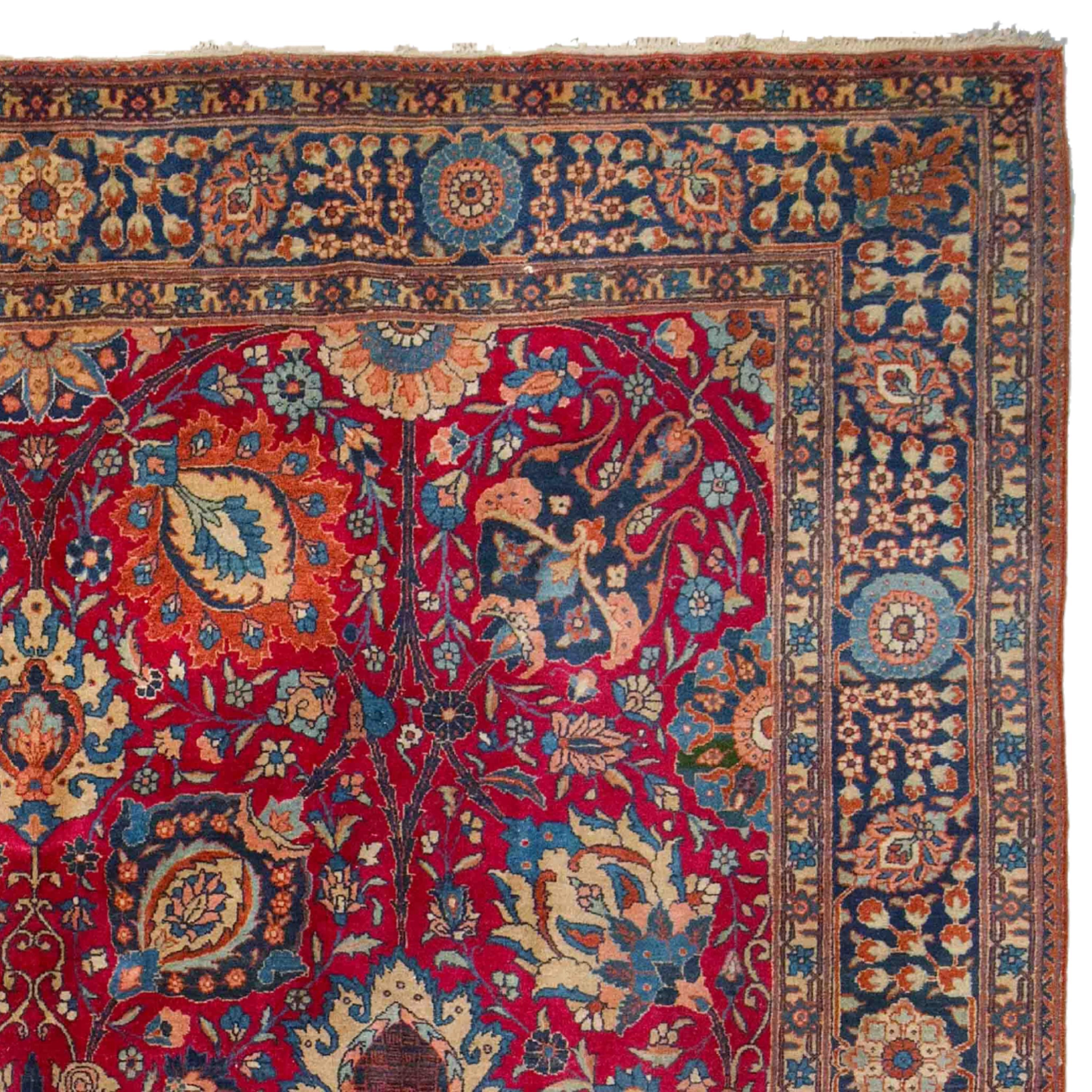 Antique Tabriz Rug - Late of 19th Century Tebriz Rug, Antique Carpet In Good Condition For Sale In Sultanahmet, 34