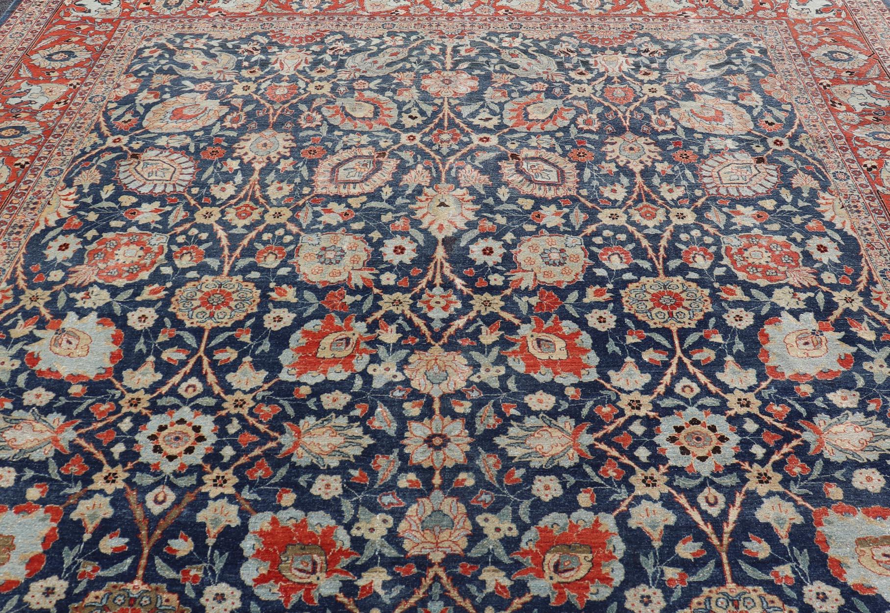 Tabriz antico con disegni floreali sub-geometrici all-over 12'6 x 17'2 in vendita 9