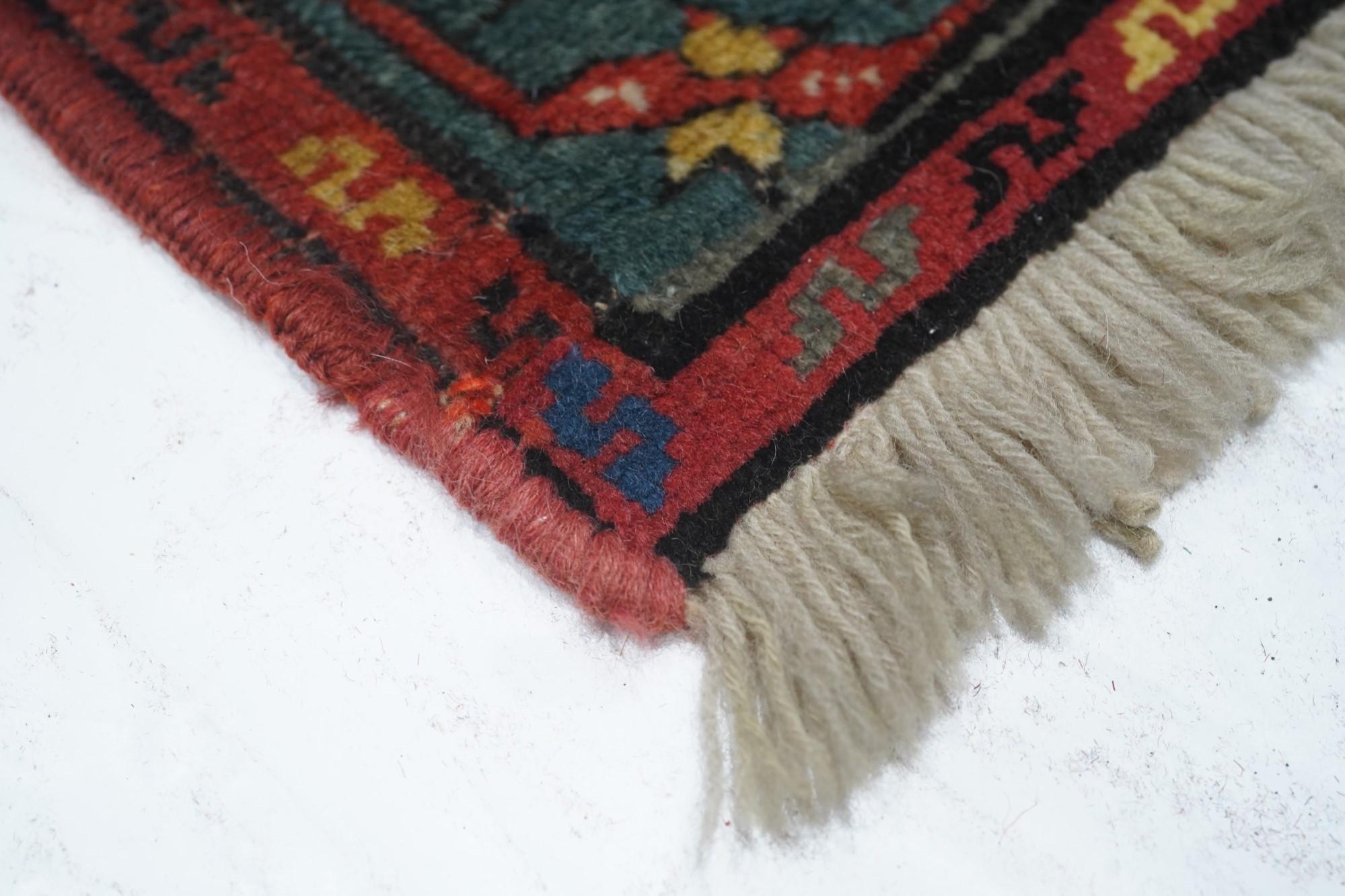 Antique Caucasian Talish Rug In Good Condition For Sale In New York, NY