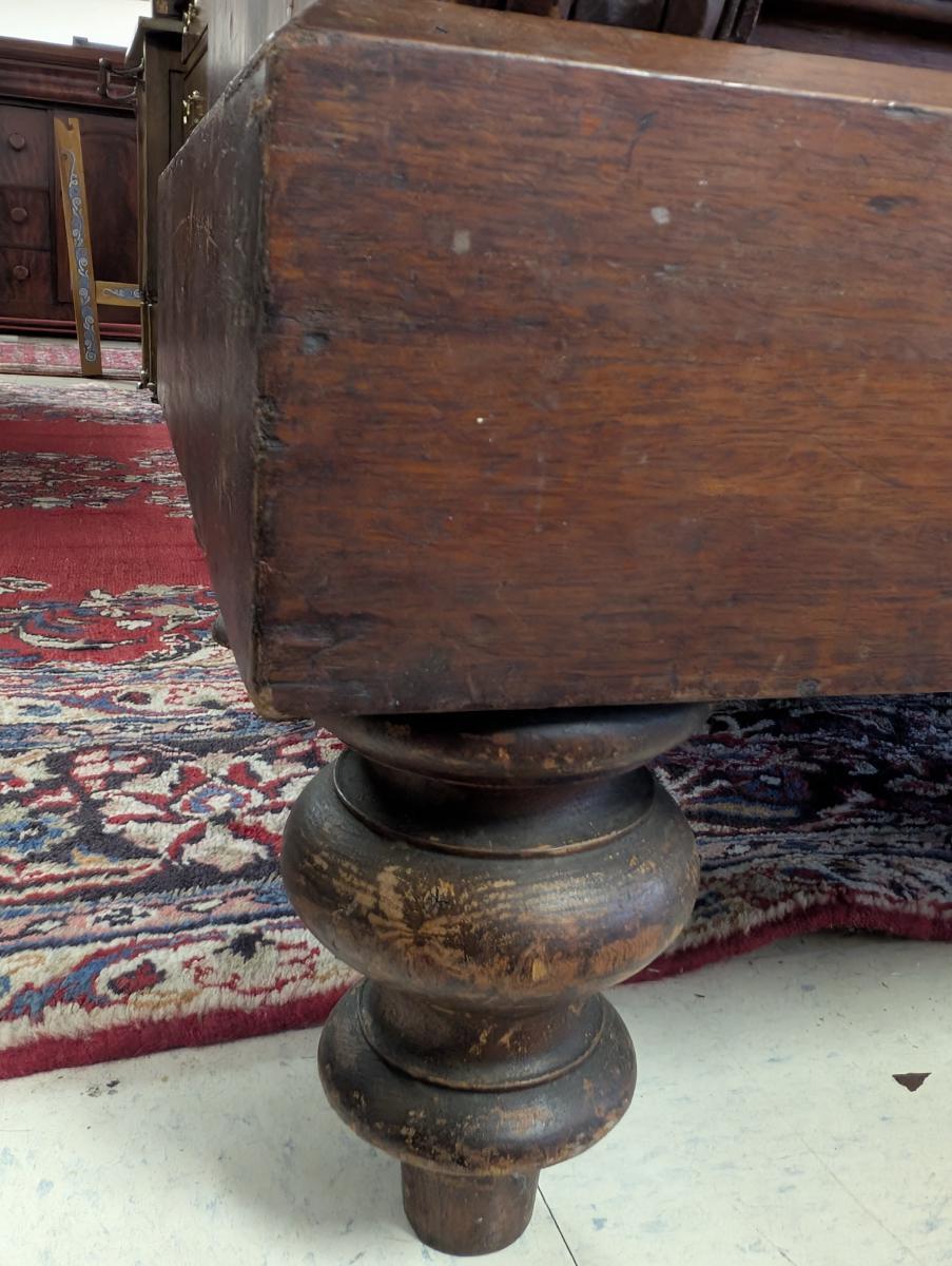 XX secolo Antico cassettone a 5 cassetti in mogano scozzese in vendita