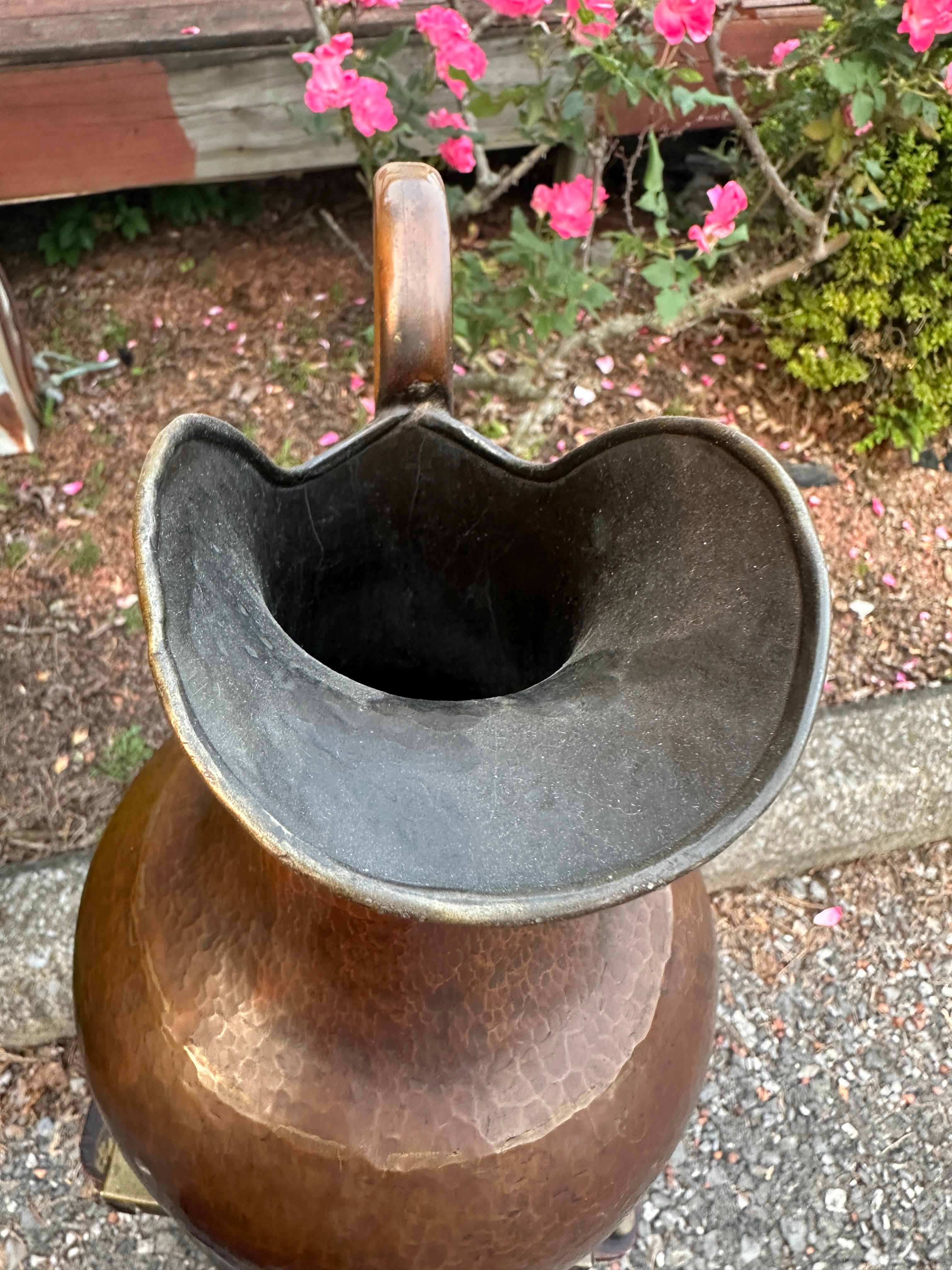 Antique Tall Hammered Copper Pitcher -  Roycroft,  Stickley era            W7591 en venta 5