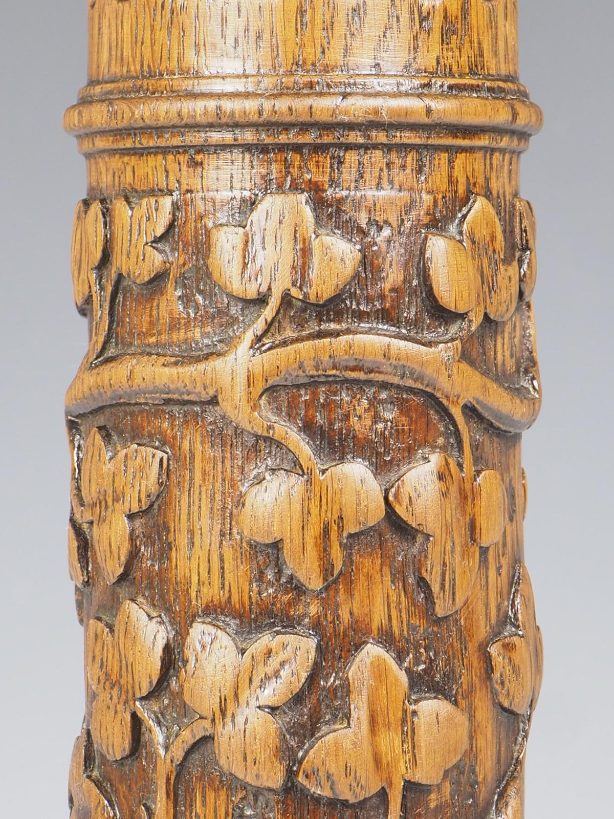 Antike korinthische Tischlampe aus hoher Eiche im Angebot 7
