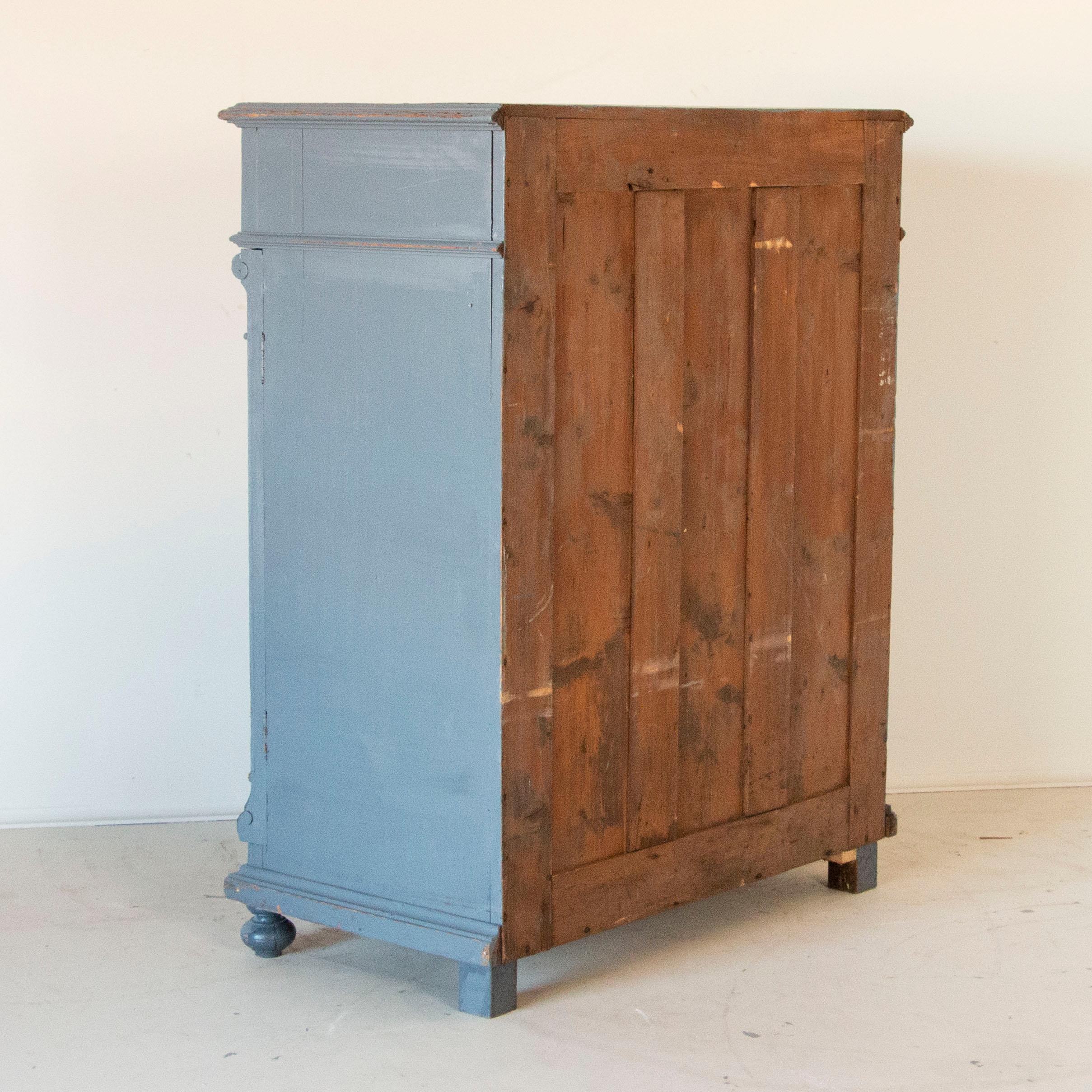 Antique Tall Original Blue Painted Sideboard from Sweden In Good Condition In Round Top, TX