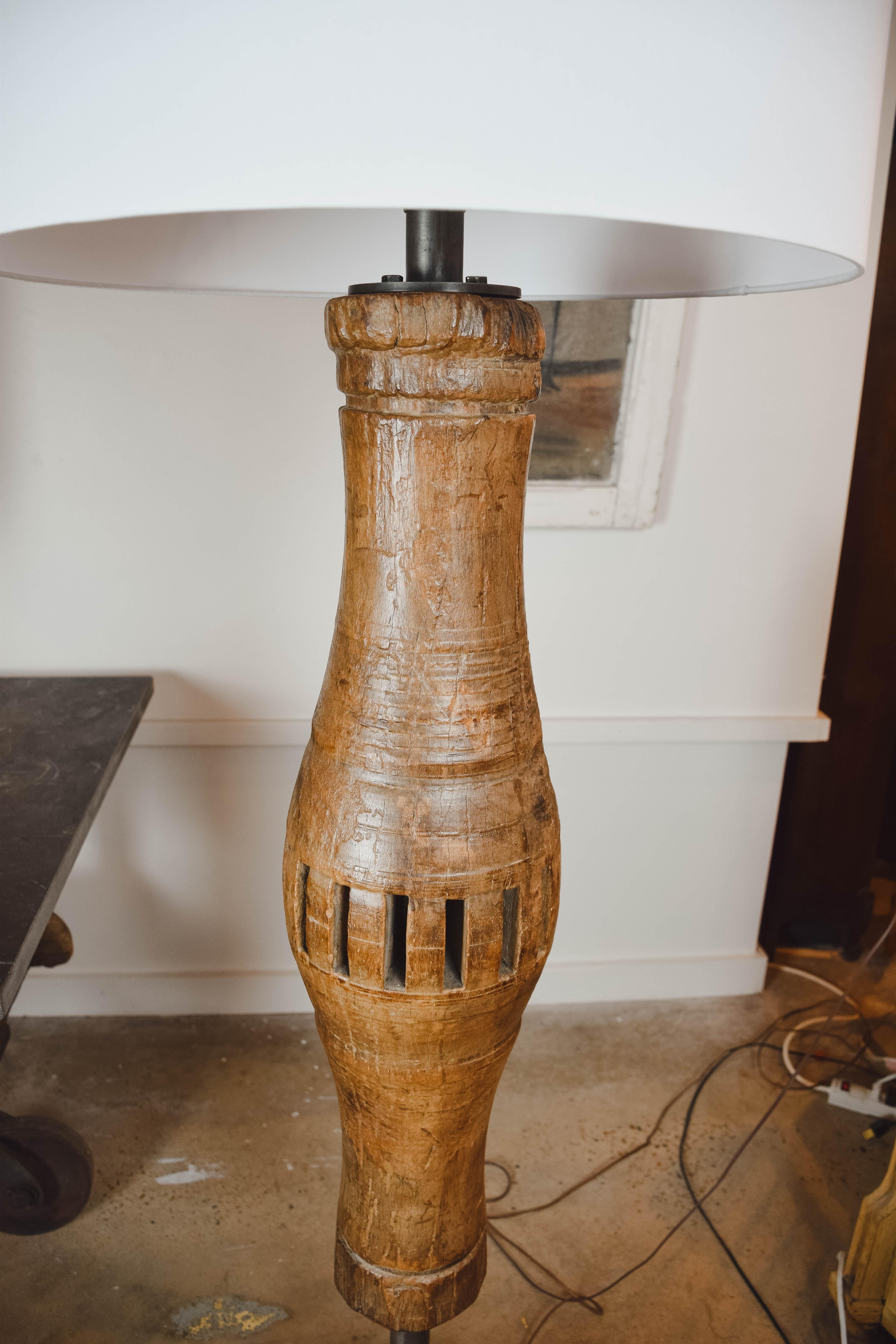 This antique tambour with beautiful deep aged wood patina has been repurposed into a wonderful floor lamp with shade.

Measures: Overall height without shade is 57