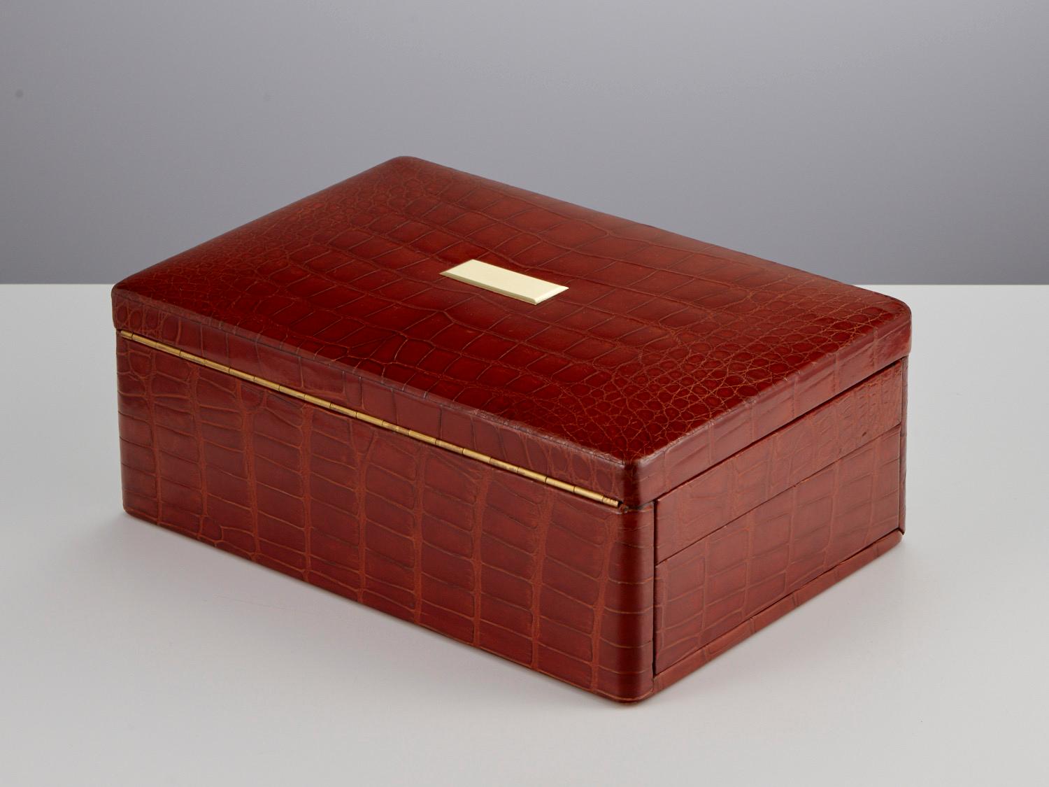 Antique Tan Crocodile Jewellery Box with Lift Tray Opening London Circa 1918-20 For Sale 1