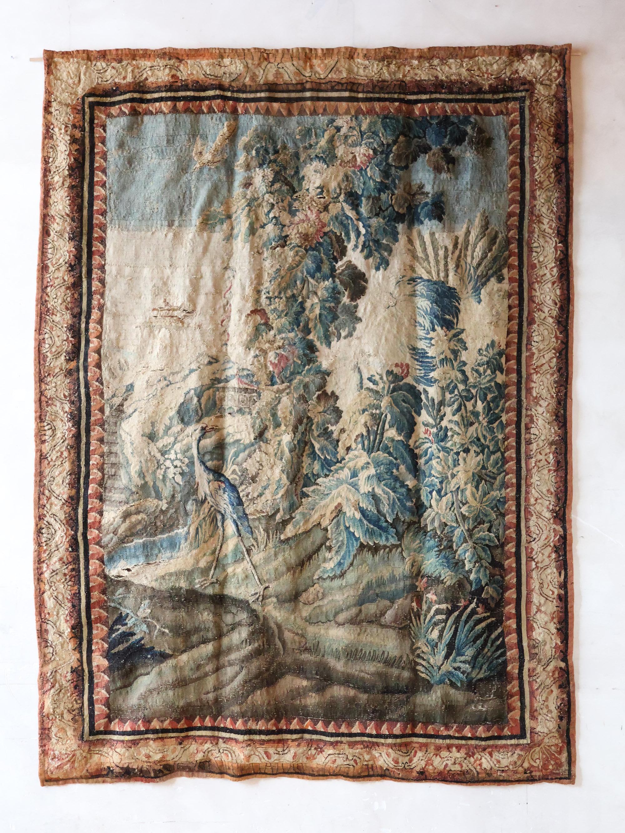 Français Tapisserie ancienne avec scène de chasse classique, Verdure ± 1700 en vente