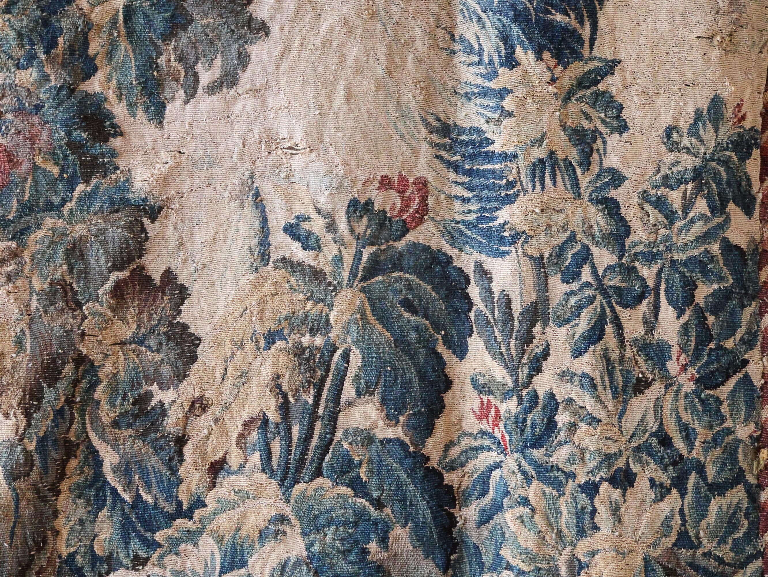 Tapisserie ancienne avec scène de chasse classique, Verdure ± 1700 en vente 2