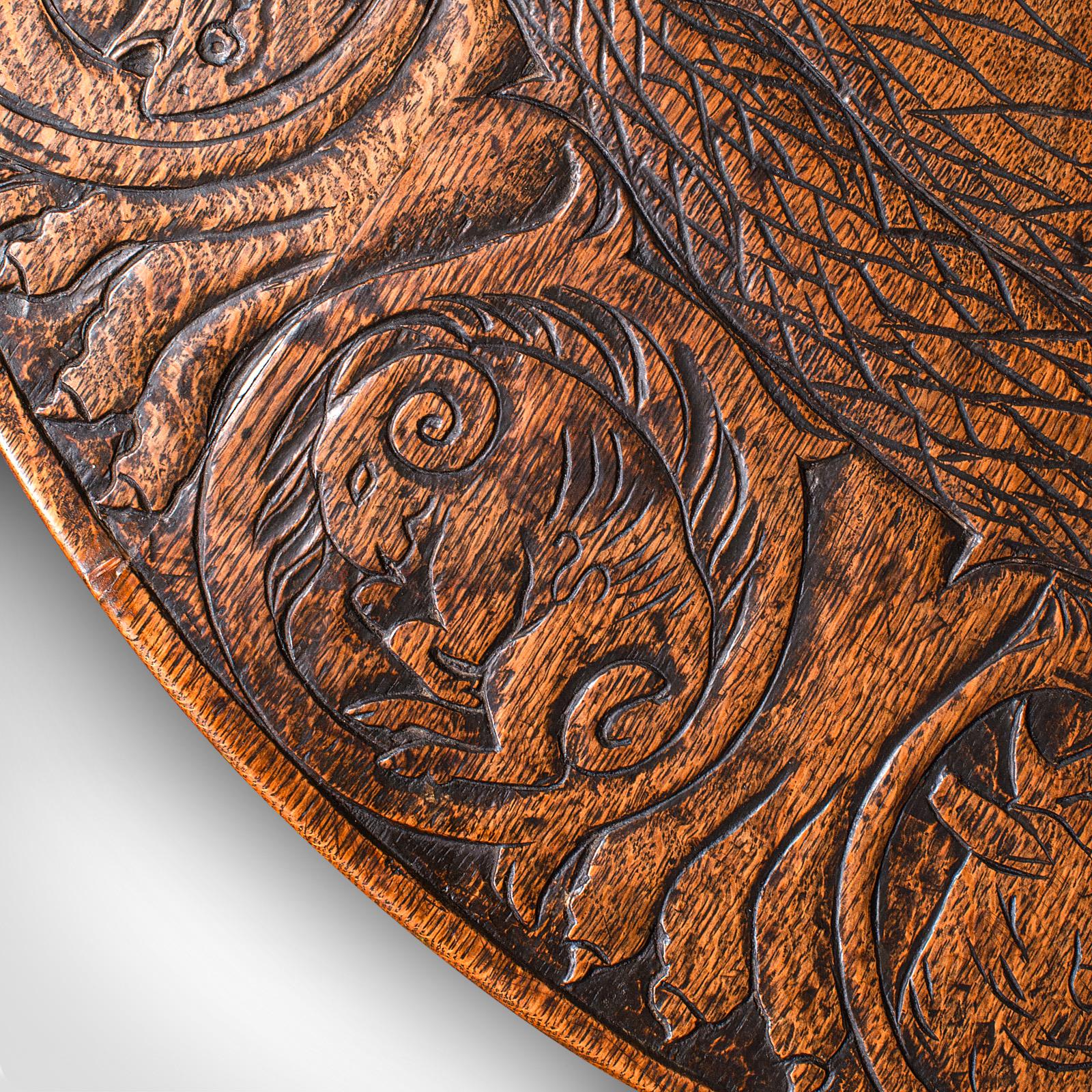 Ancienne table de salon pour le tarot, anglaise, Oak, sculpture de Zodiac, victorienne, Circa 1870 en vente 3