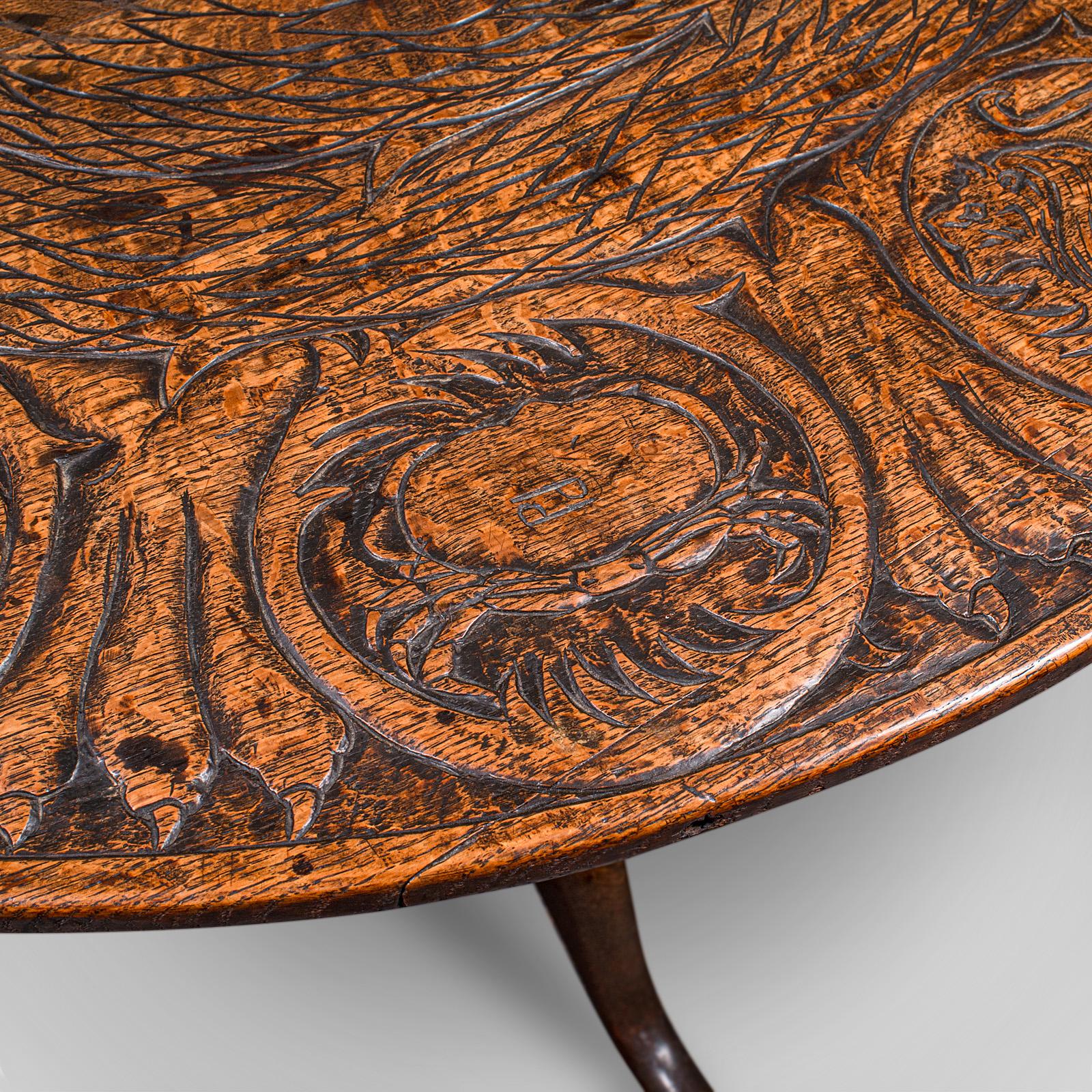 Ancienne table de salon pour le tarot, anglaise, Oak, sculpture de Zodiac, victorienne, Circa 1870 en vente 4